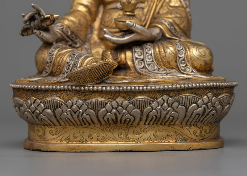 lotus-born-guru-rinpoche