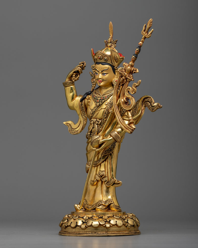 Standing Guru Rinpoche