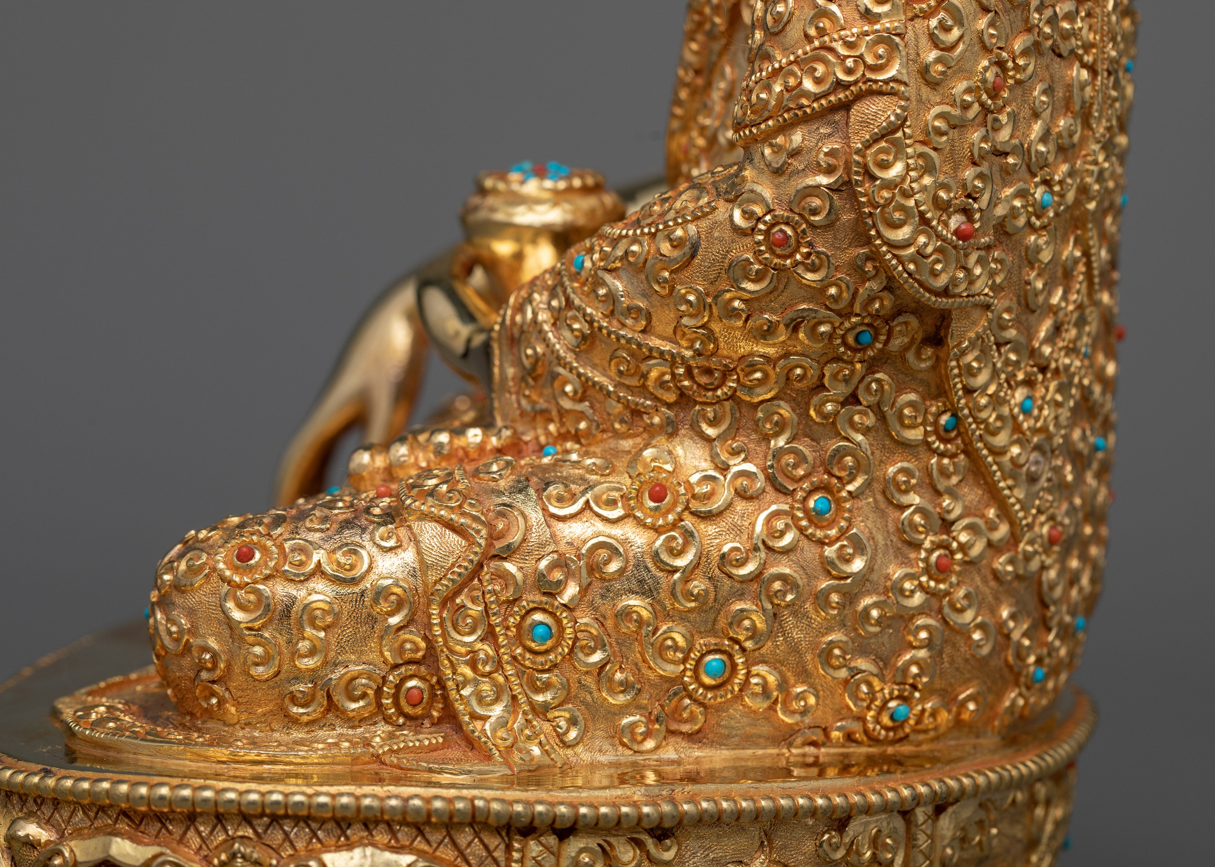 Serene Shakyamuni Buddha Statue for Sacred Chants | Nepalese Traditional Artwork