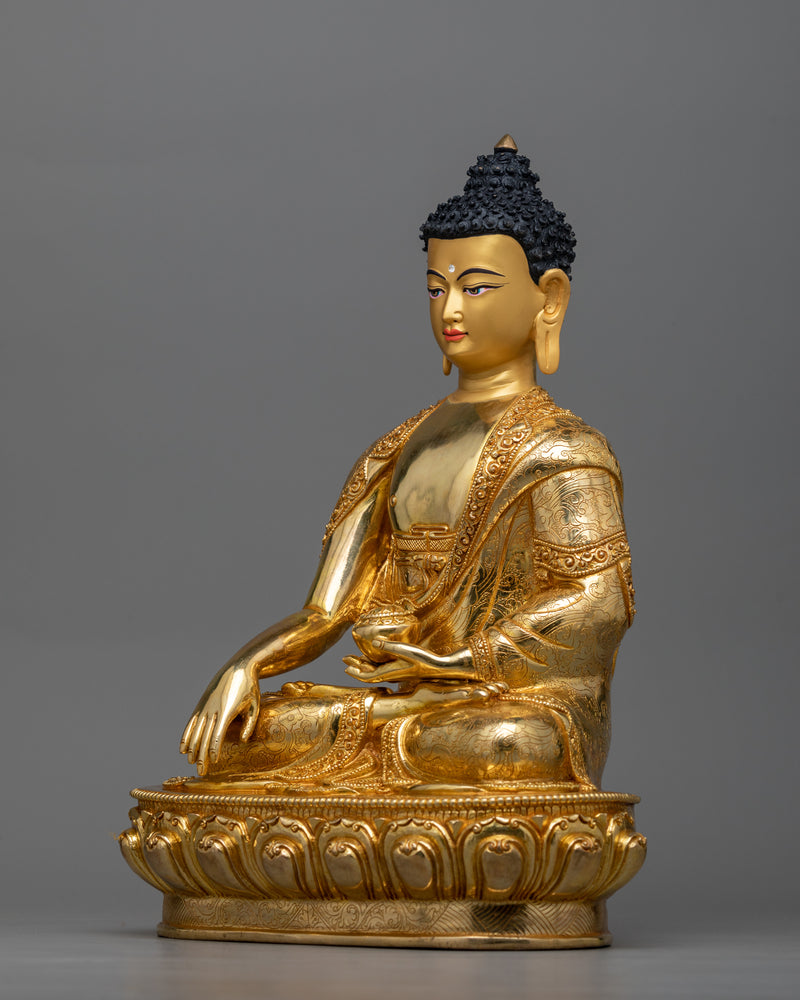 historical-buddha-shakyamuni-statue
