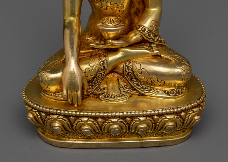 Statue of Buddha Shakyamuni | Golden Buddha Sculpture