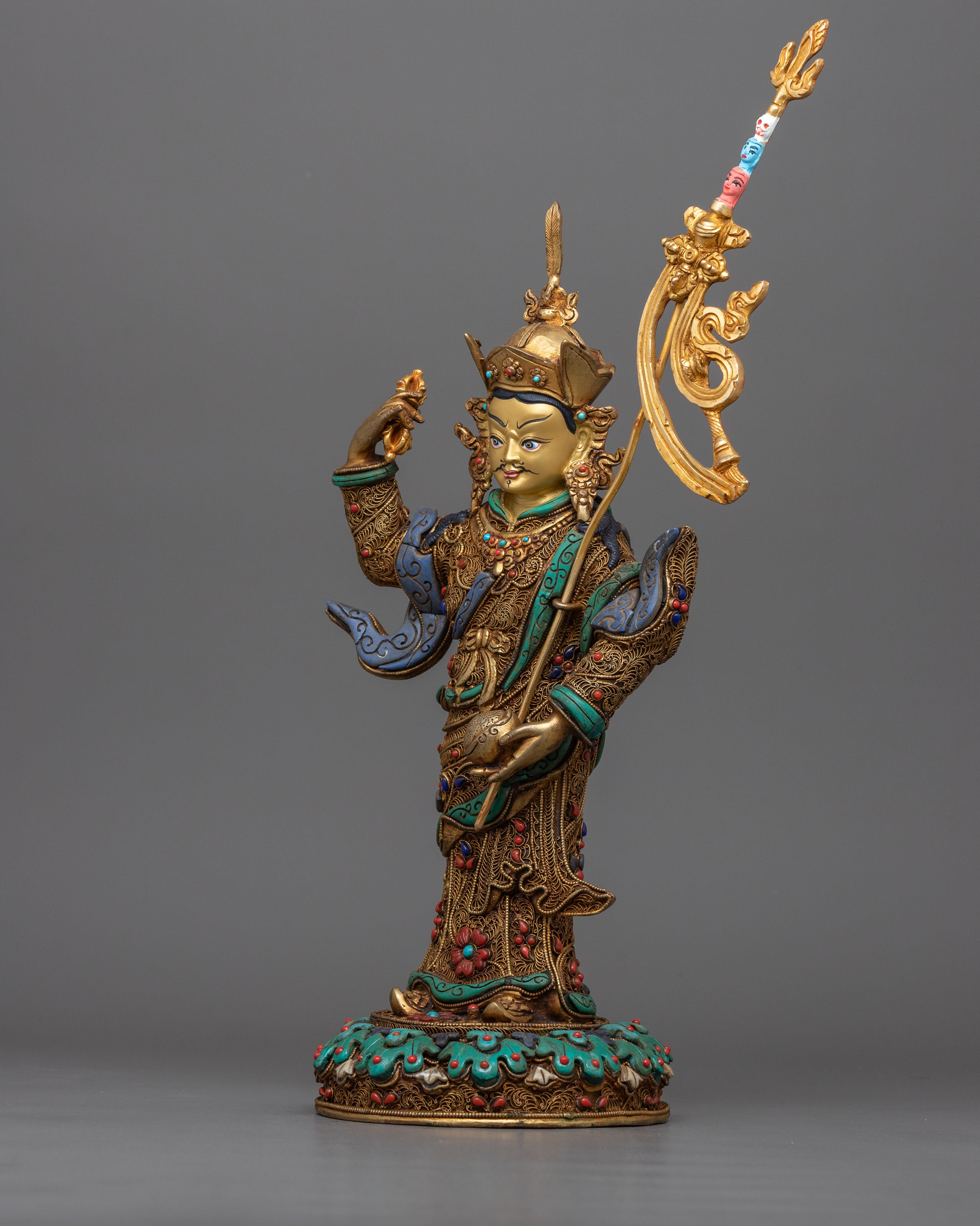 standing-guru-rinpoche-sculpture