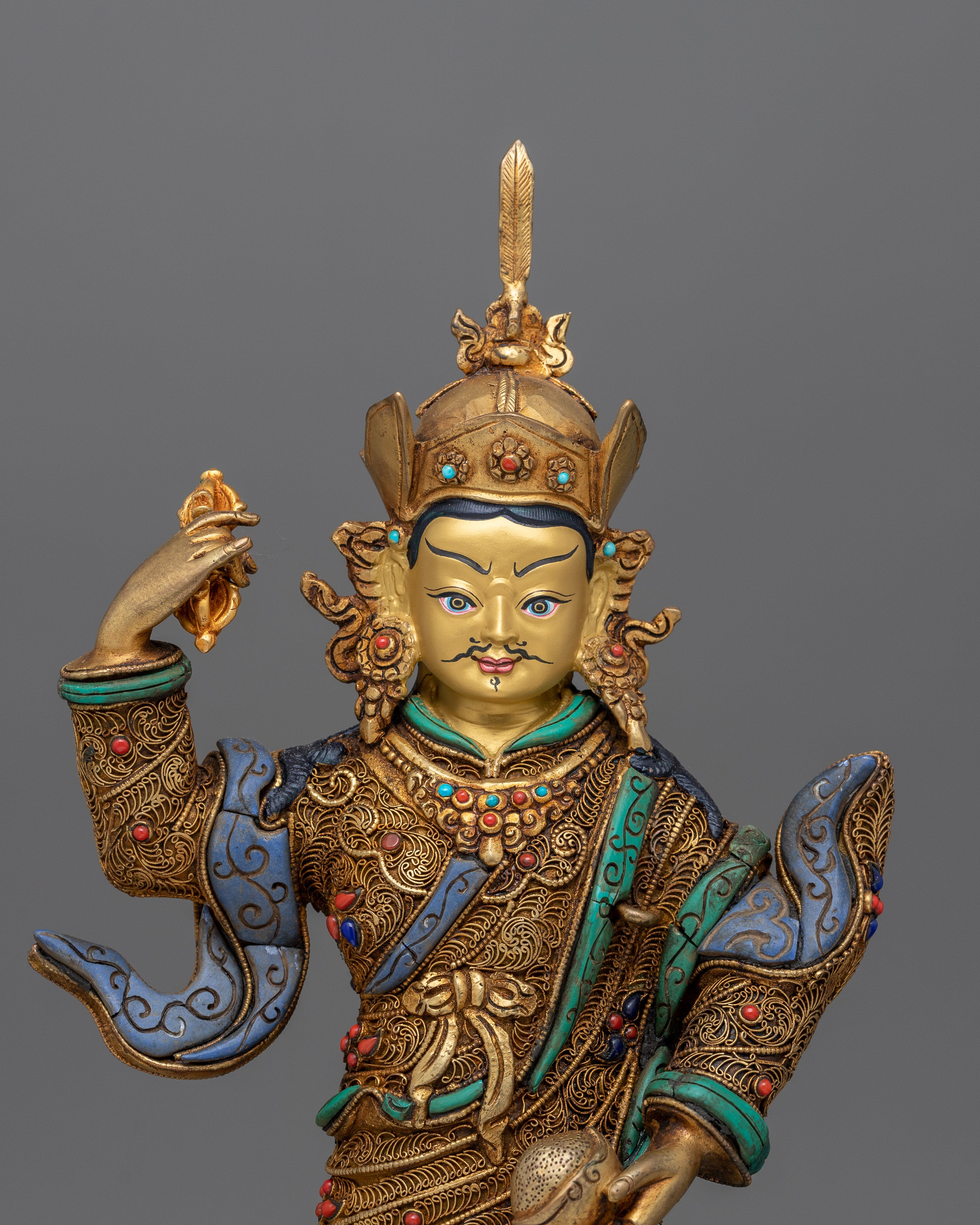 standing-guru-rinpoche-sculpture