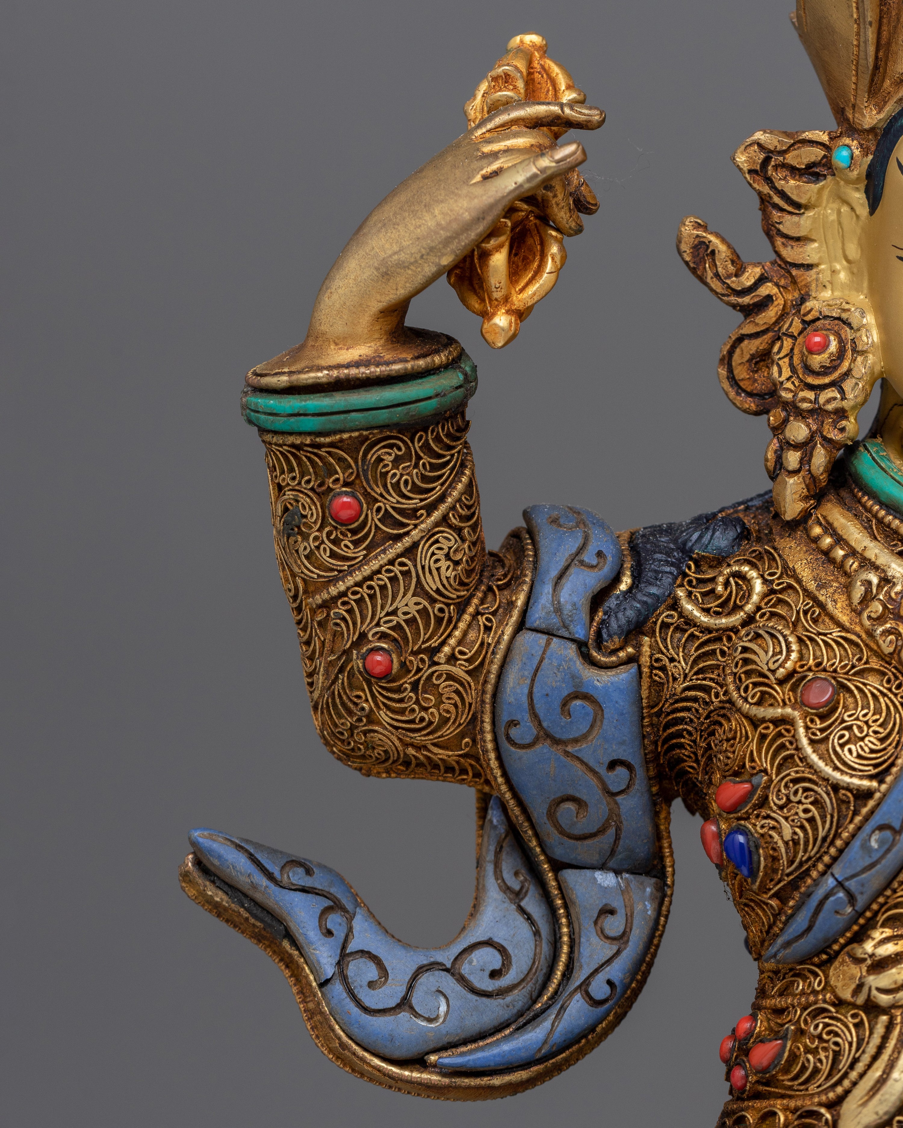 Standing Guru Rinpoche Sculpture | Presence of Padmasambhava