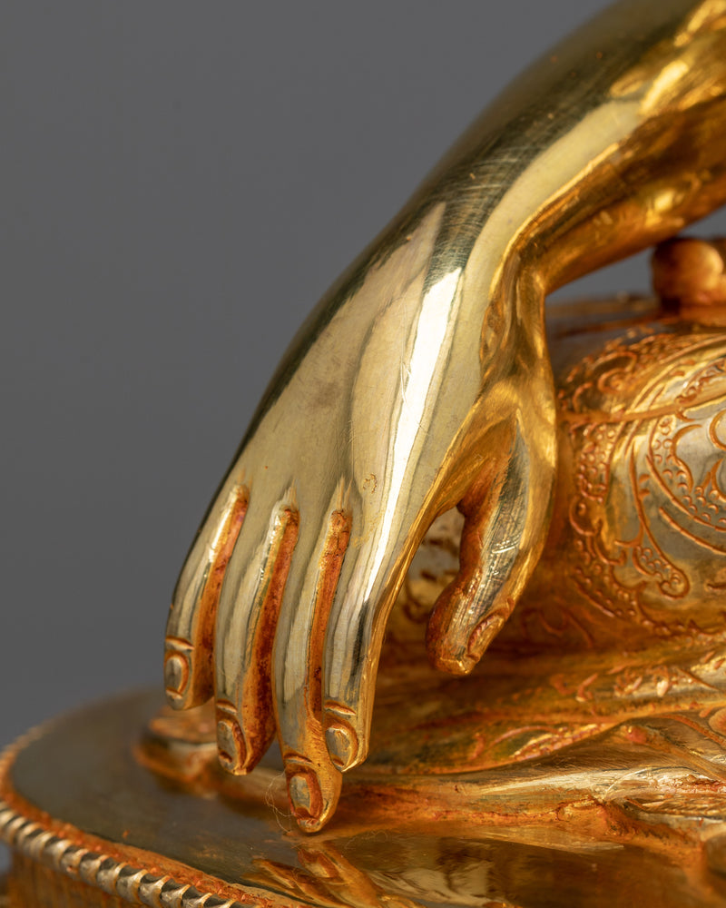 Buddha Shakyamuni Practice Statue | Golden Beacon of Enlightenment