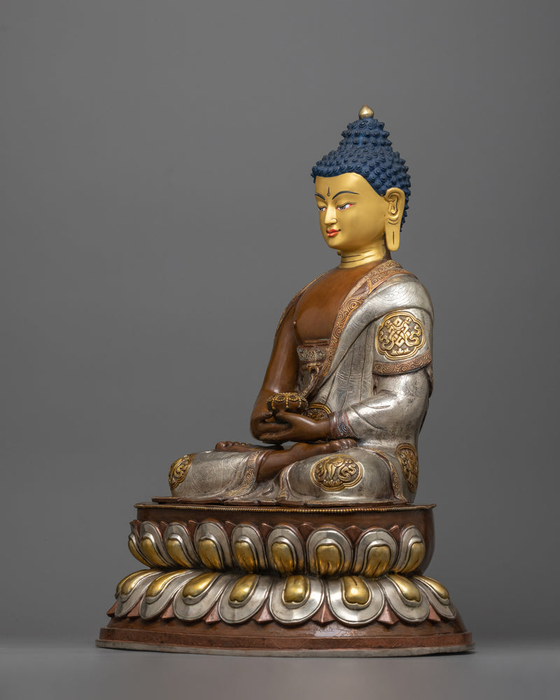 amida buddha statue 