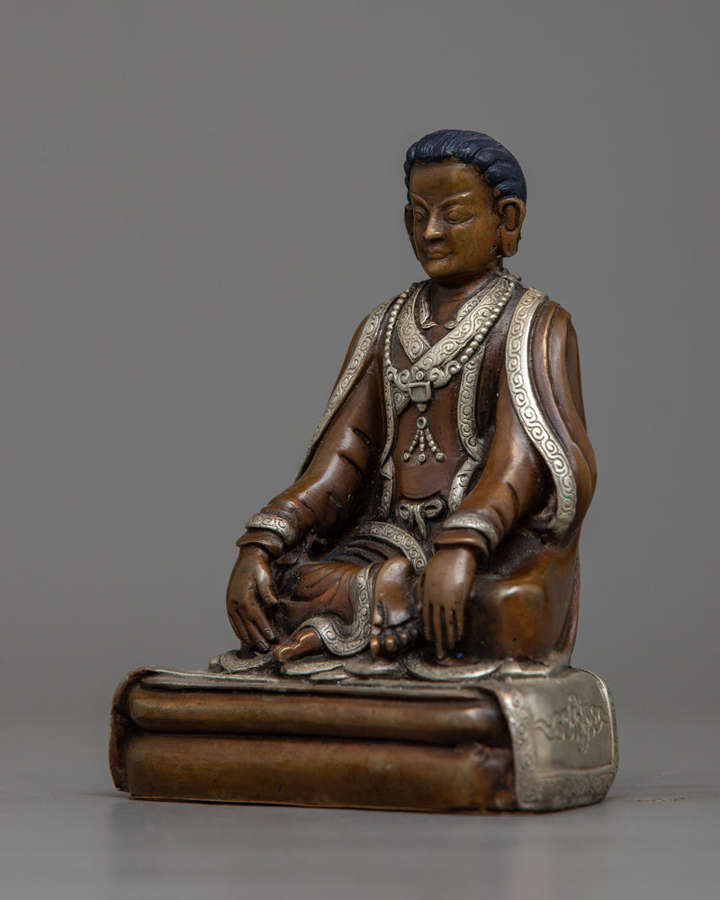 small-marpa sculpture