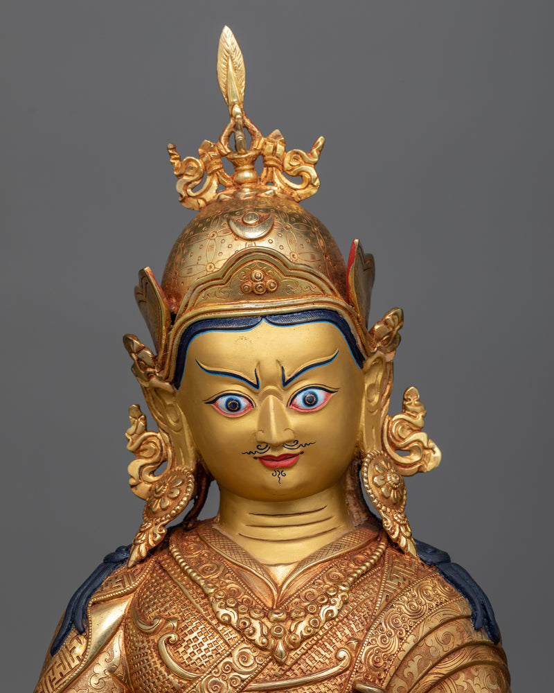 guru-rinpoche-gold-sculpture