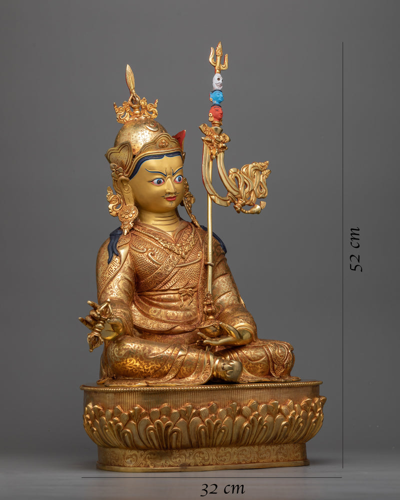guru-rinpoche-gold-sculpture