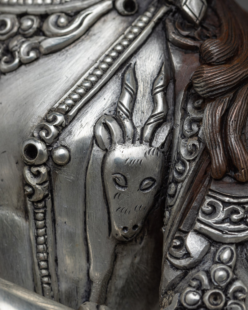 Chenrezig Buddha Statue in Silver | A Vision of Compassion and Empathy
