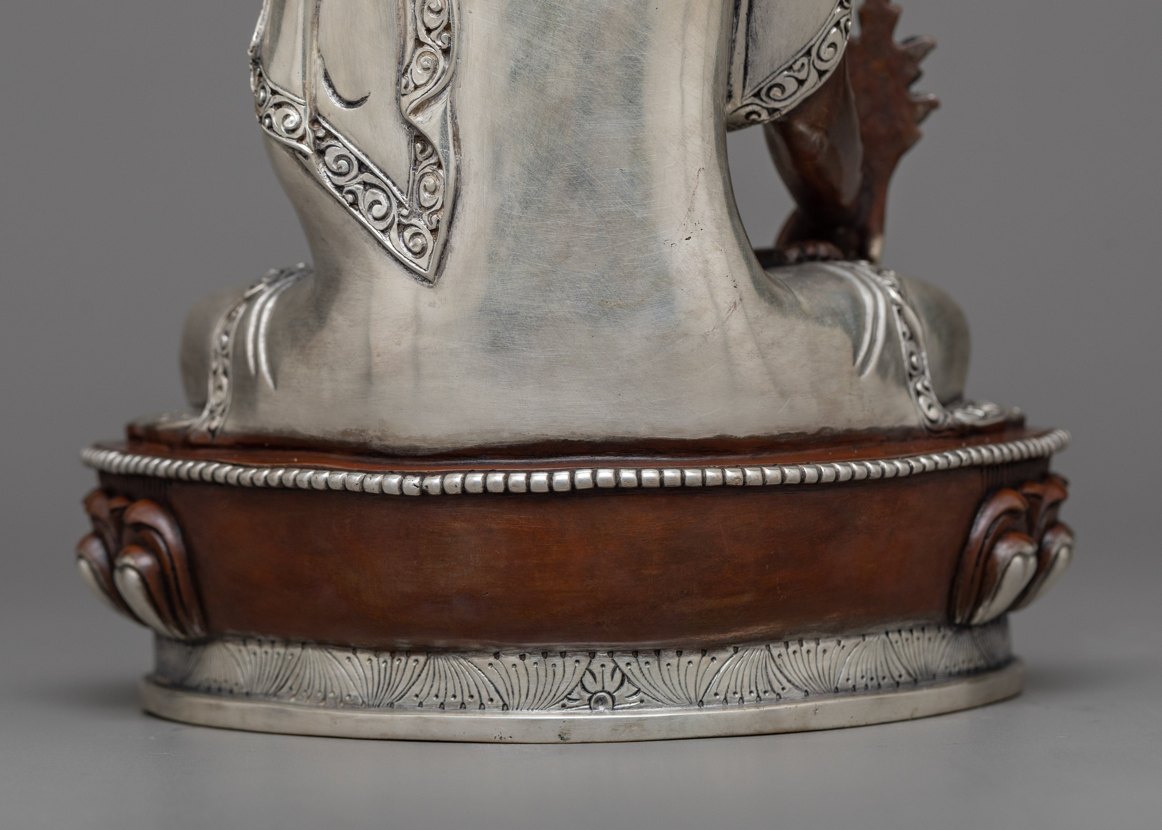 Bhaisajyaguru Medicine Buddha Sculpture | A Beacon of Healing and Wellness