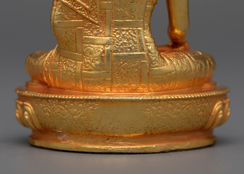 Miniature Shakyamuni Buddha Statuette | A Symbol of Enlightenment