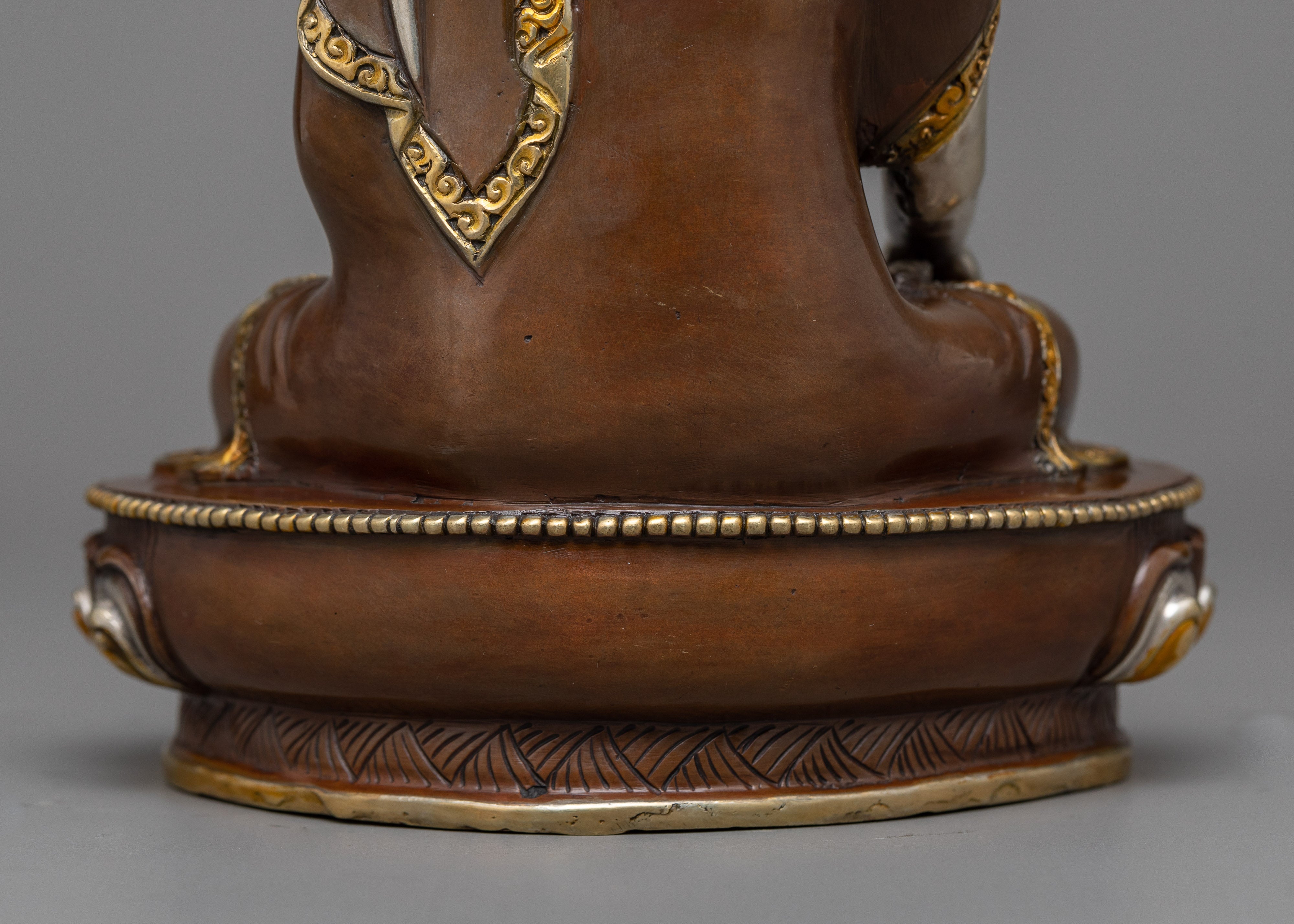 Shakyamuni Tathagata Statue | A Harmonious Blend of Silver and Oxidized Copper