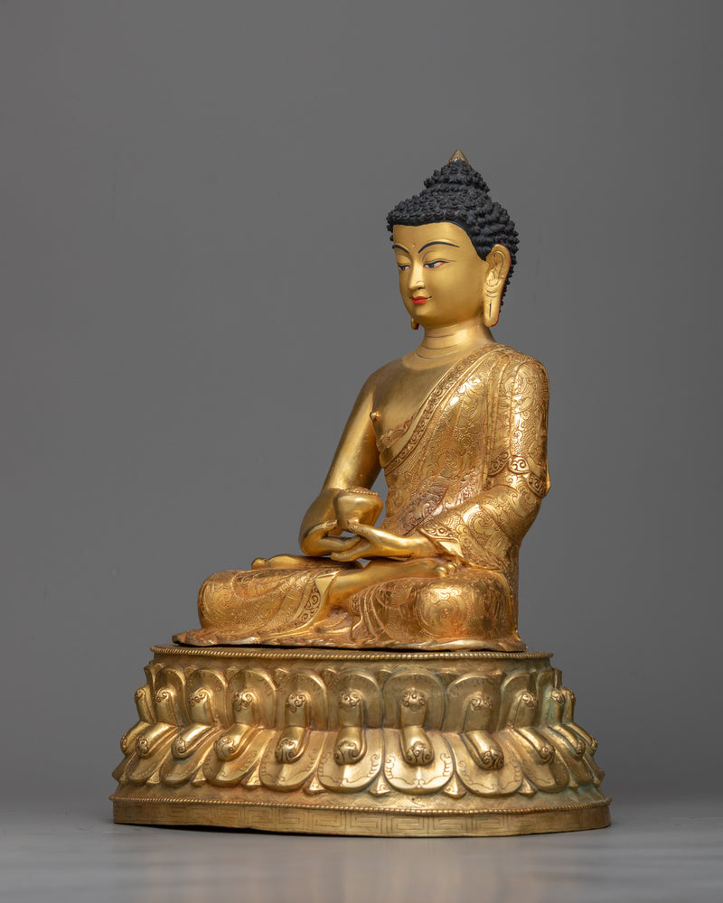 amitabha-buddha-golden-figure