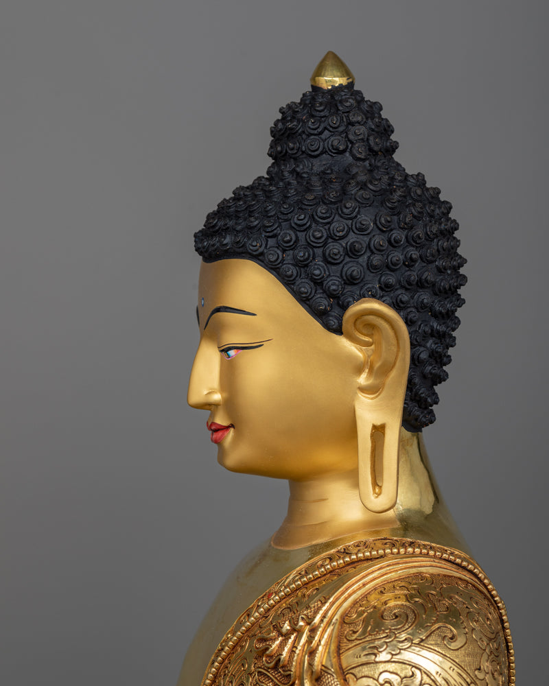 shakyamuni-buddha-golden-statue