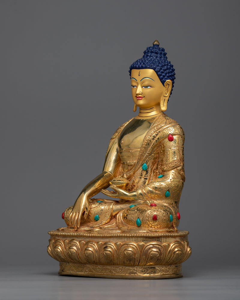 Buddha Shakyamuni Golden Sculpture