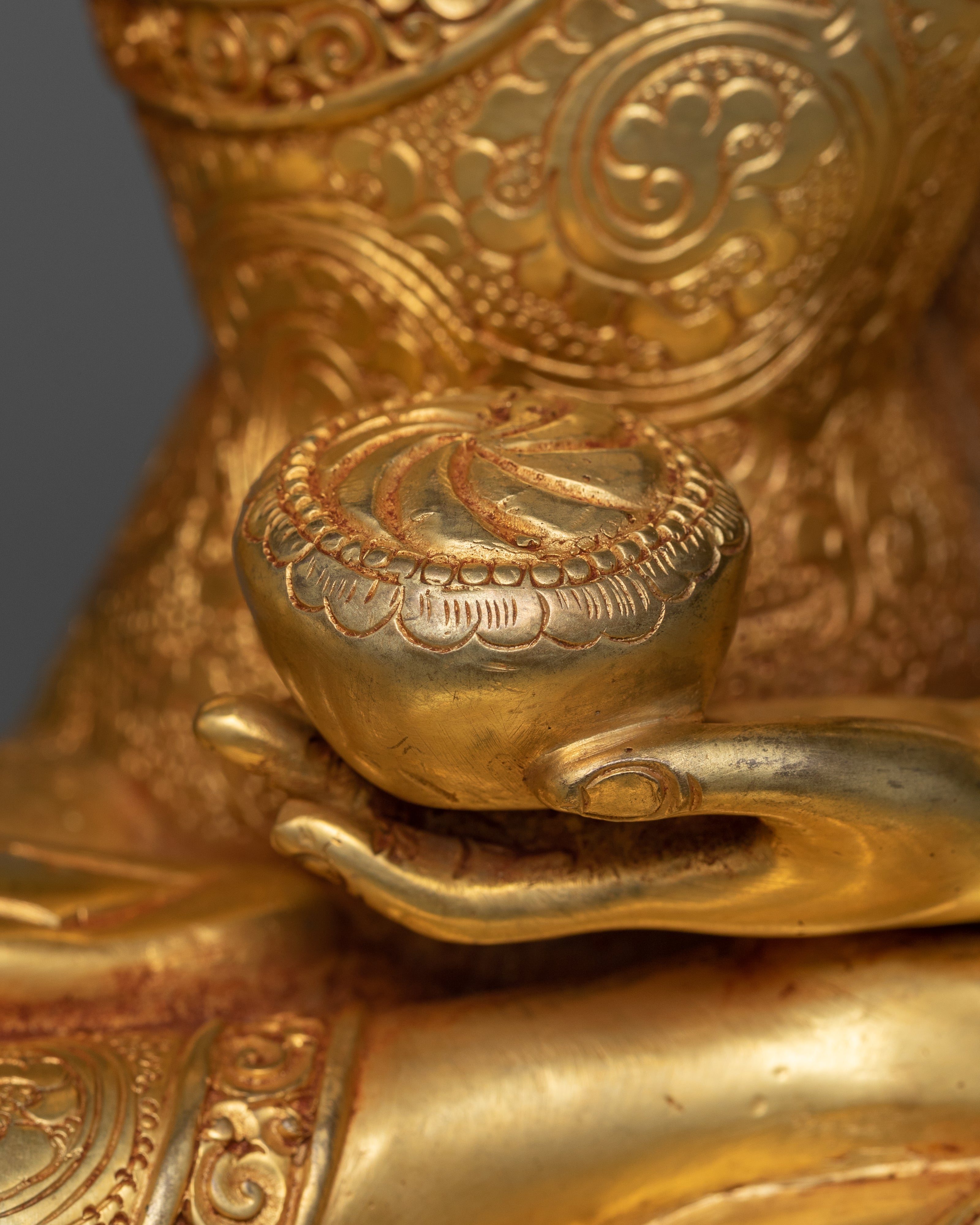Crown Buddha Shakyamuni Statue | Experience the Majesty of Enlightenment