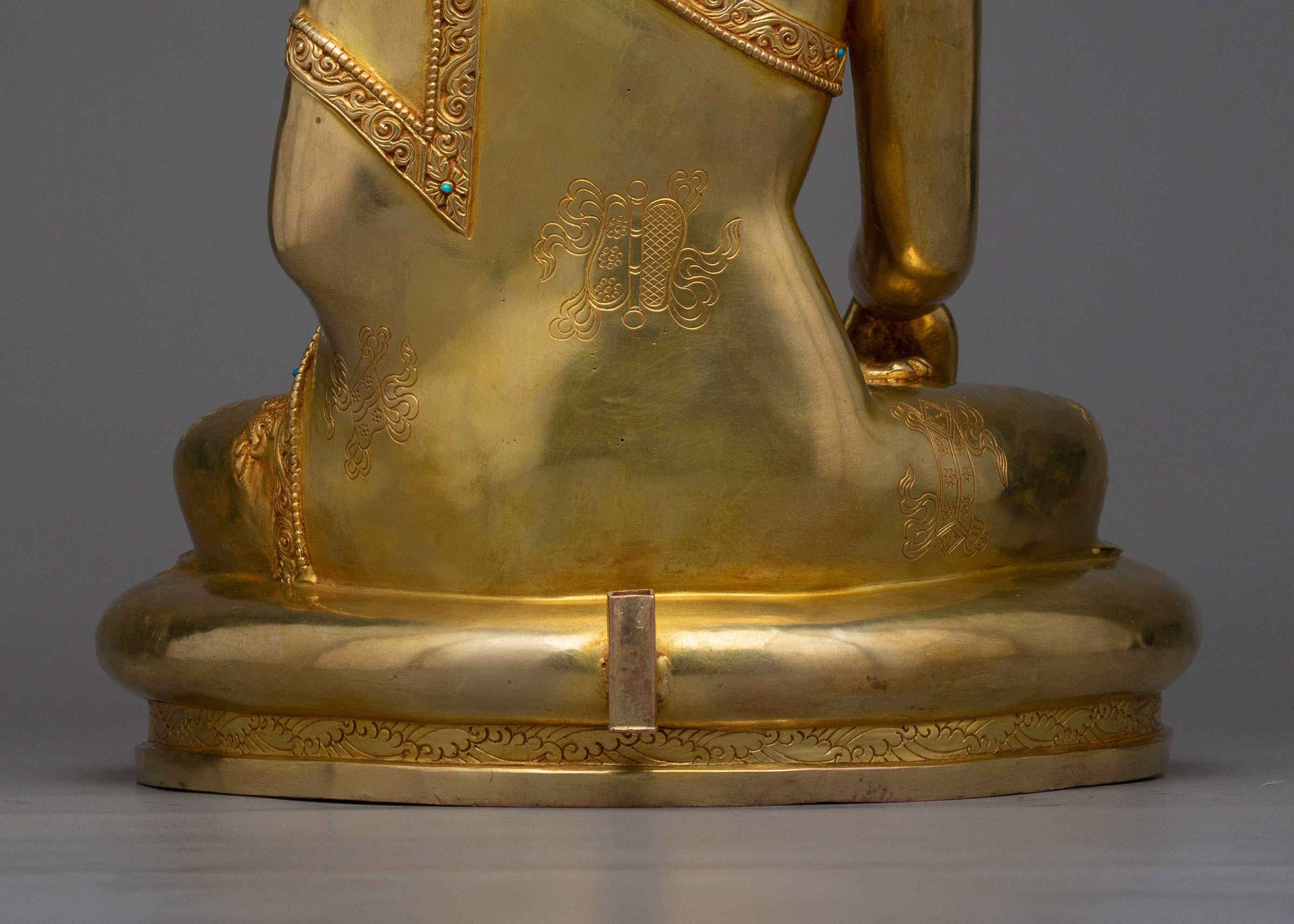 Siddhartha Gautama Buddha: The Enlightened One | 24K Gold Gilded Statue