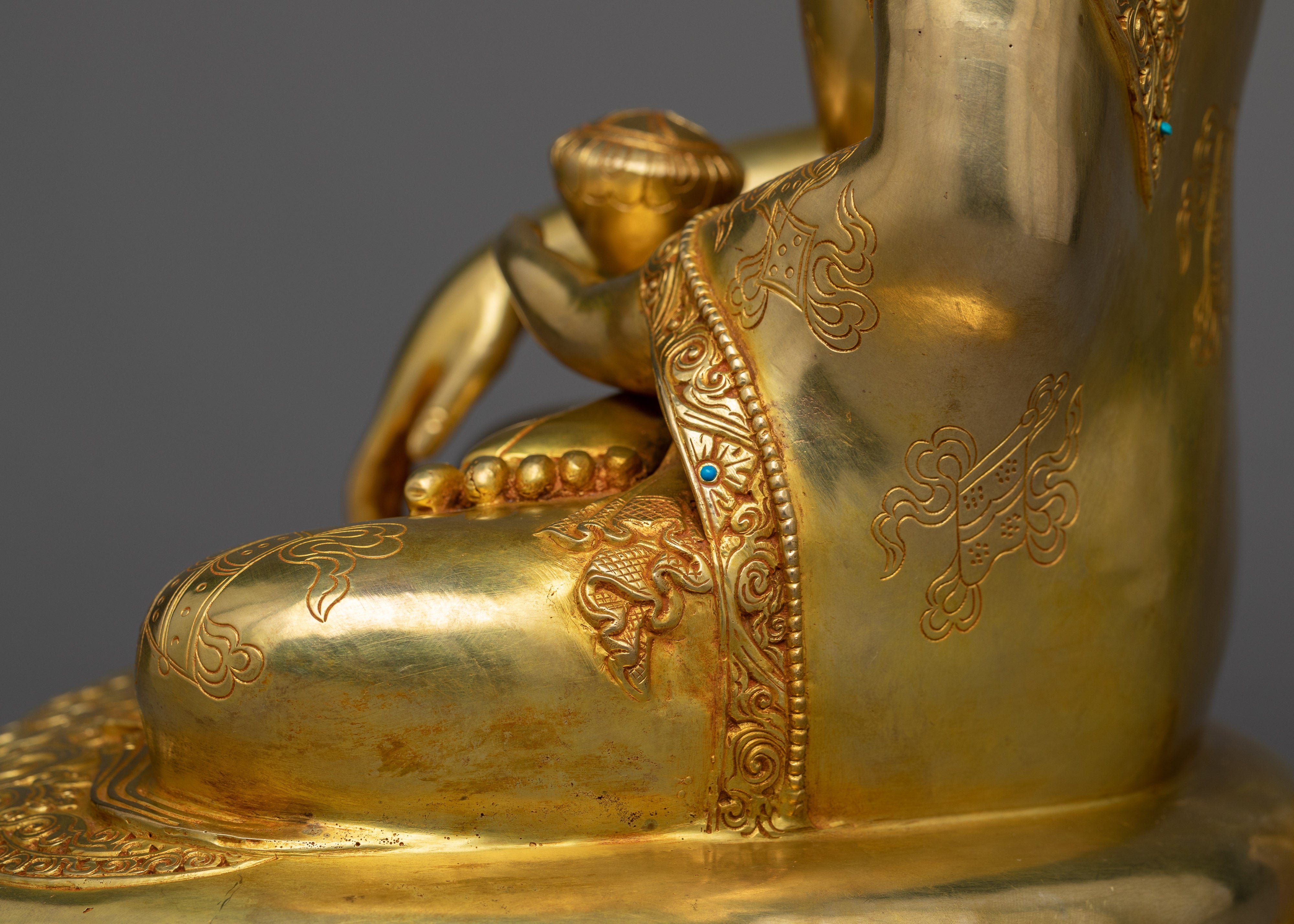 Siddhartha Gautama Buddha: The Enlightened One | 24K Gold Gilded Statue