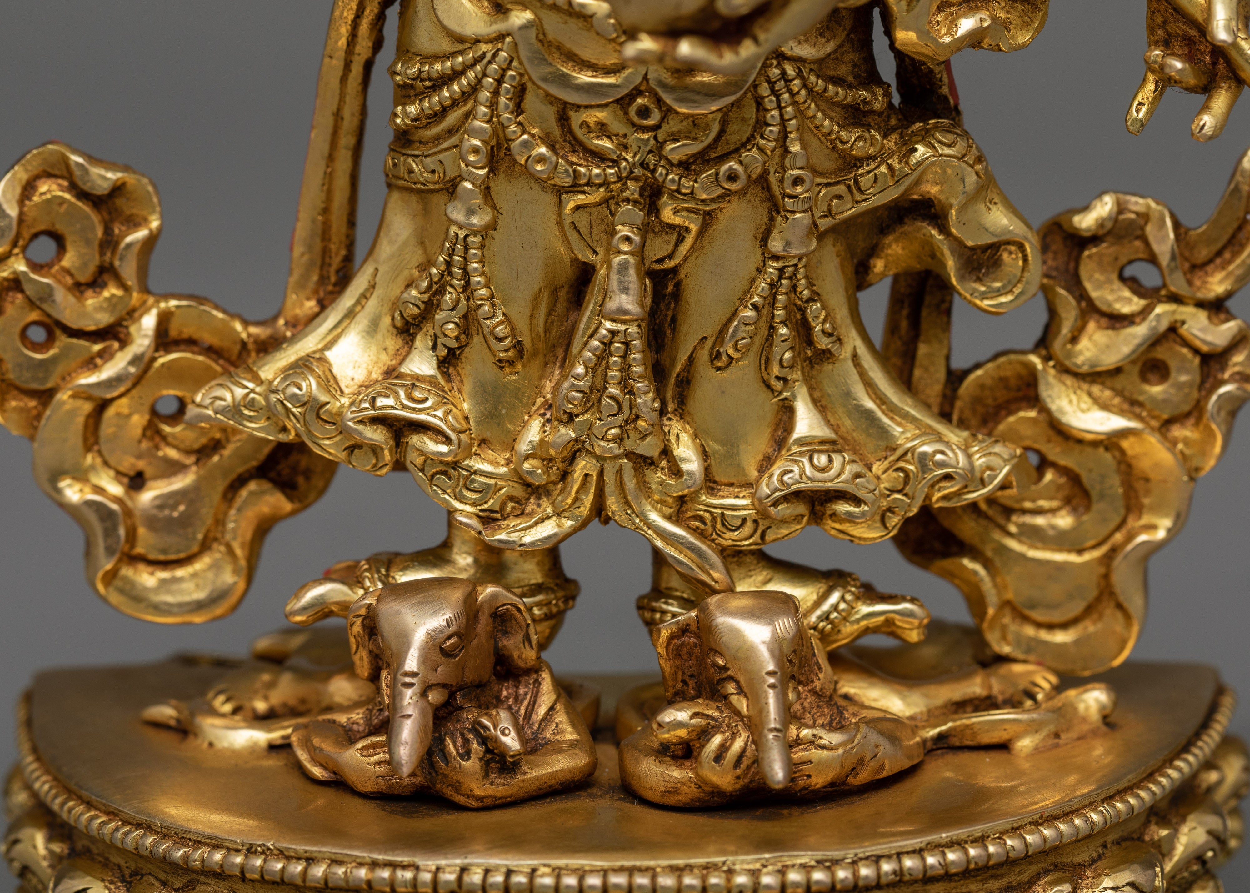 White Mahakala Statue | Unveil the Essence of Protection