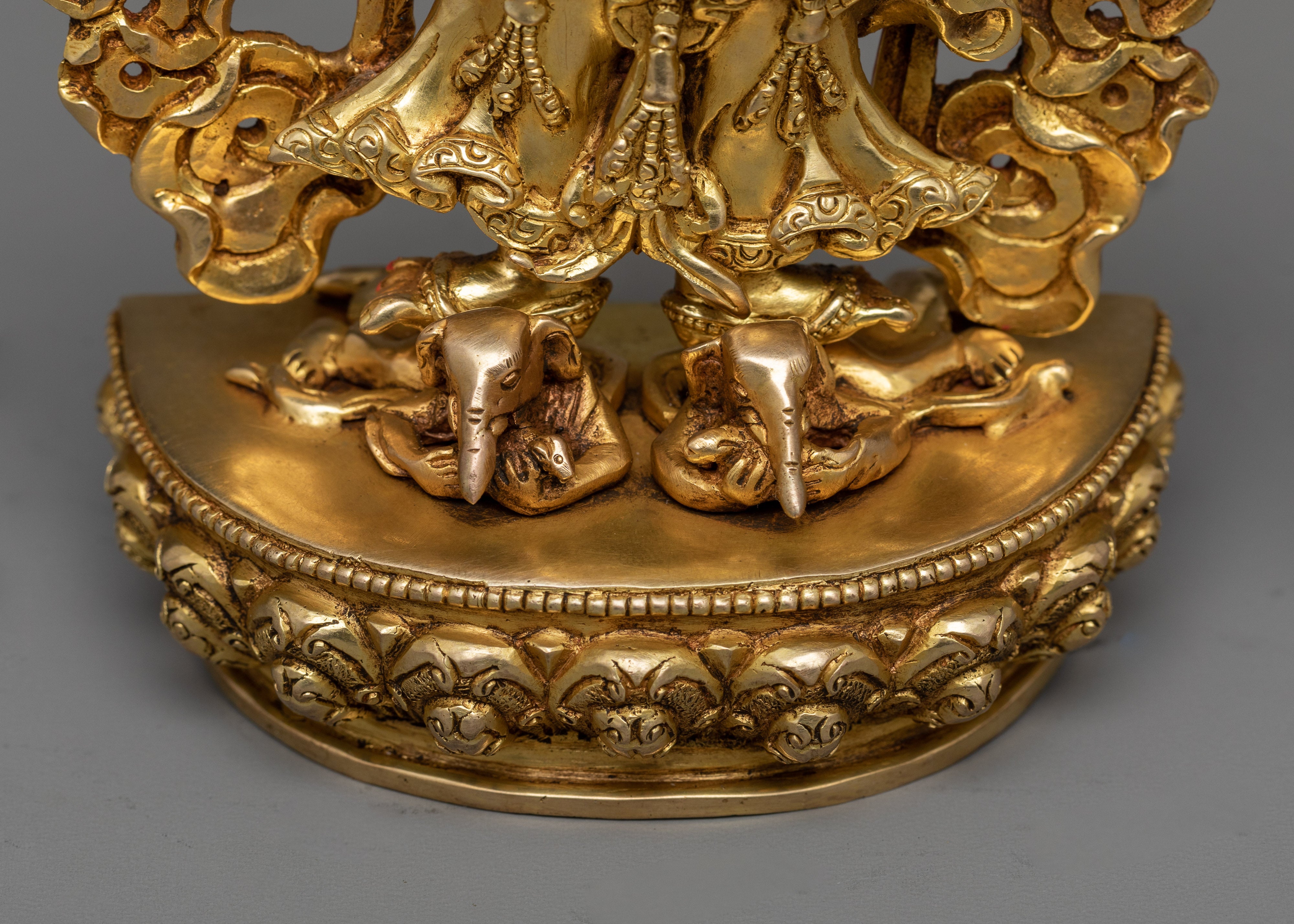 White Mahakala Statue | Unveil the Essence of Protection