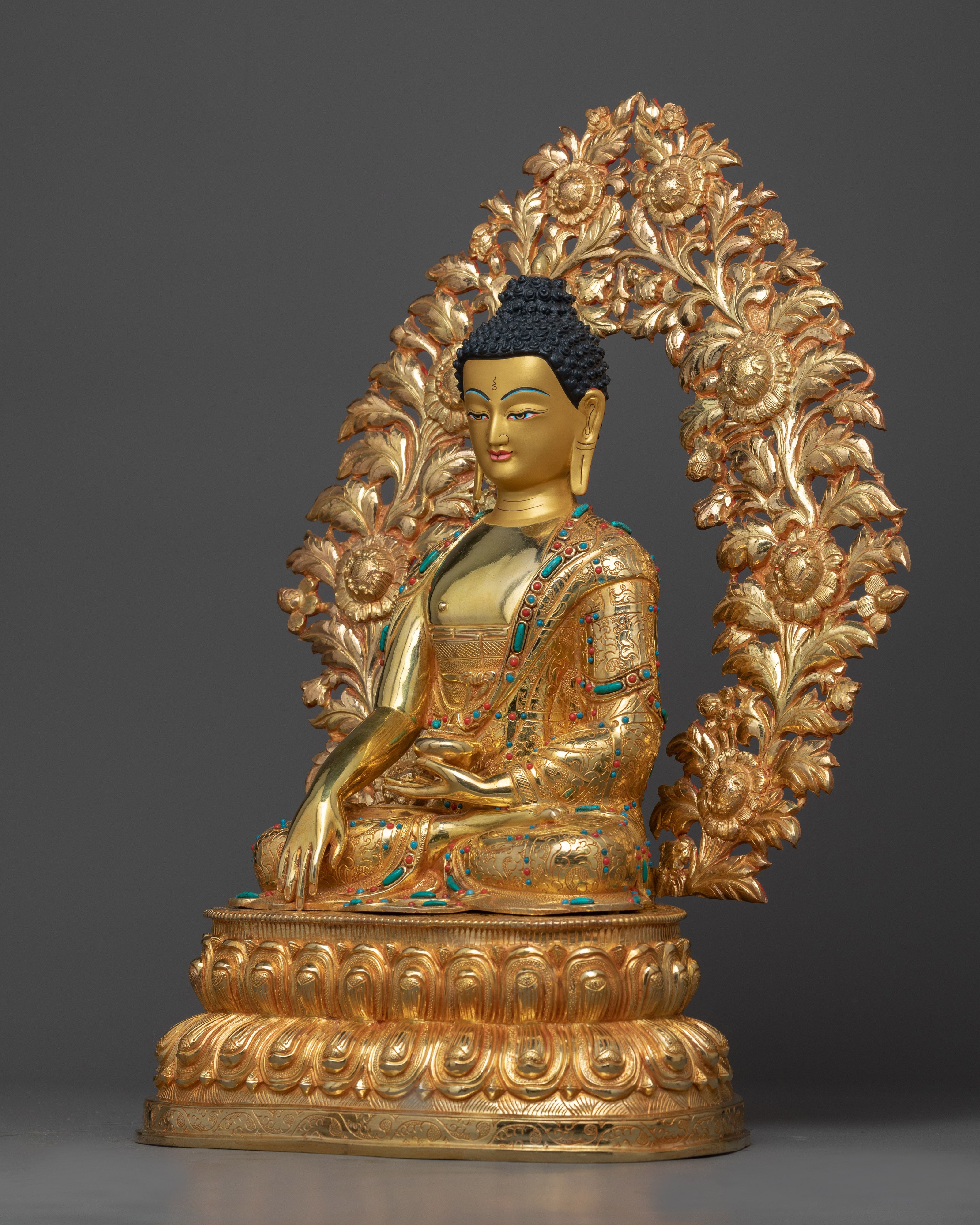 shakyamuni-buddha-gilt copper sculpture