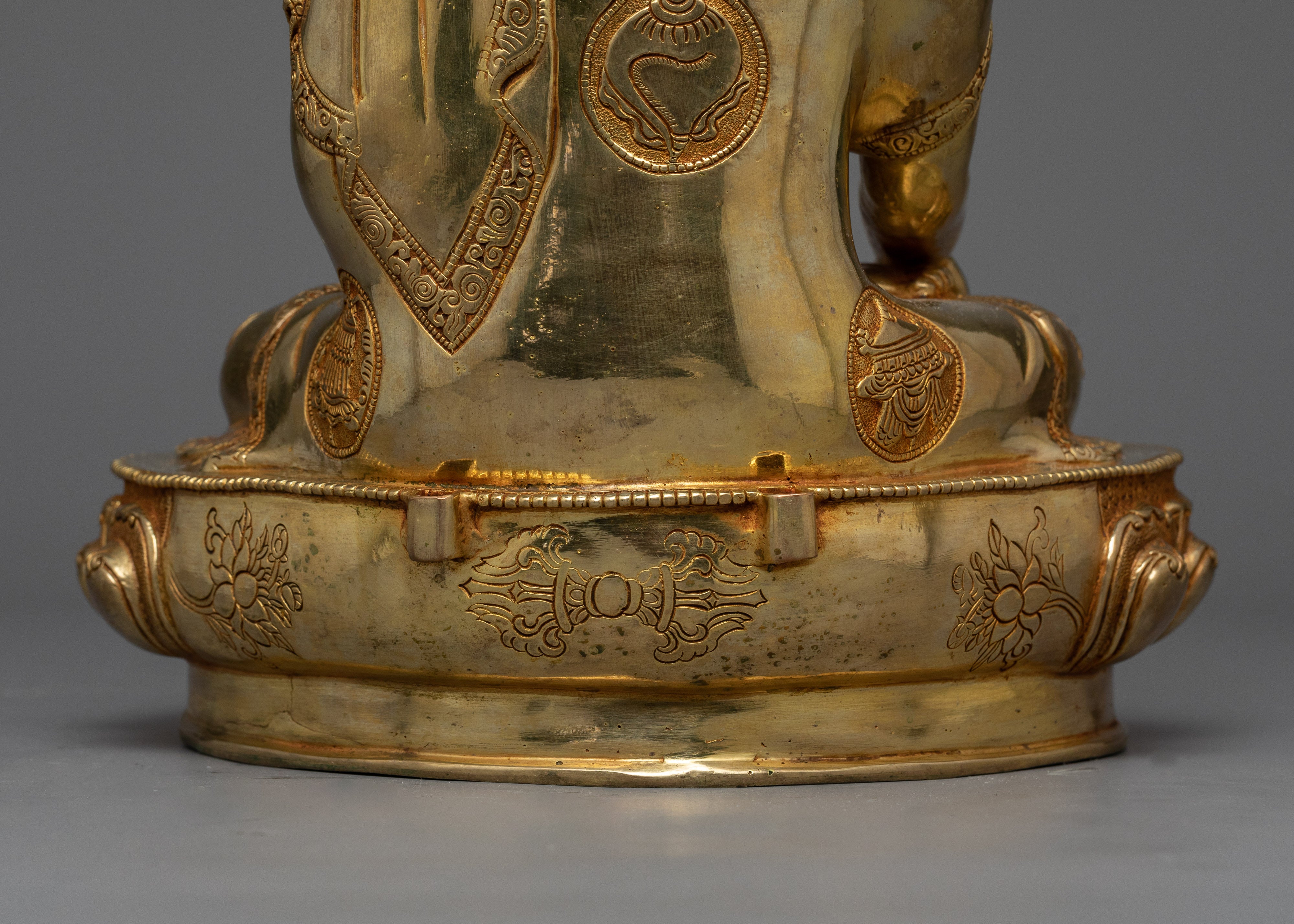 Crown Buddha Shakyamuni Gilt Sculpture | The Enlightened One