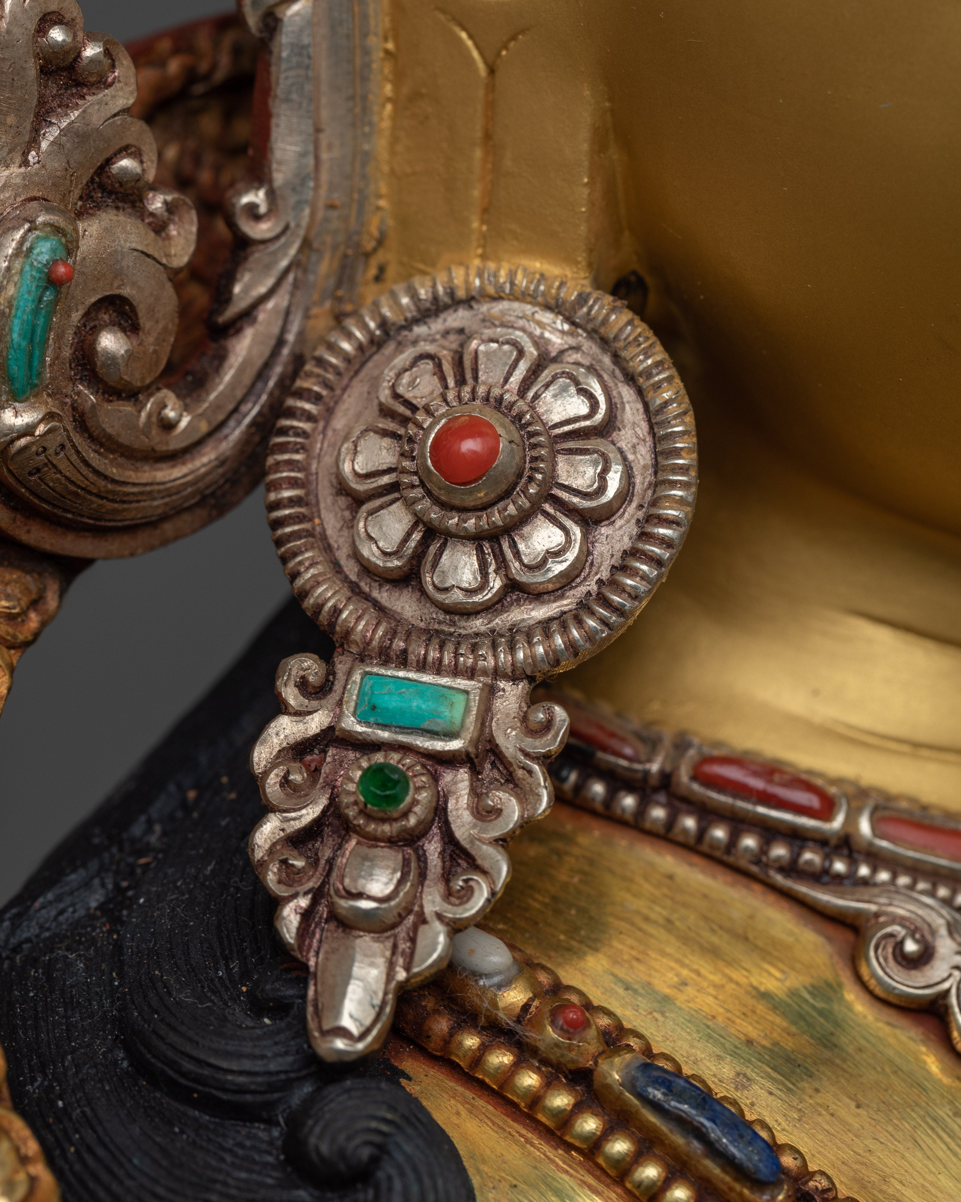 4-Armed Bodhisattva Chenrezig | Triple-Layered Gold Coated Splendor
