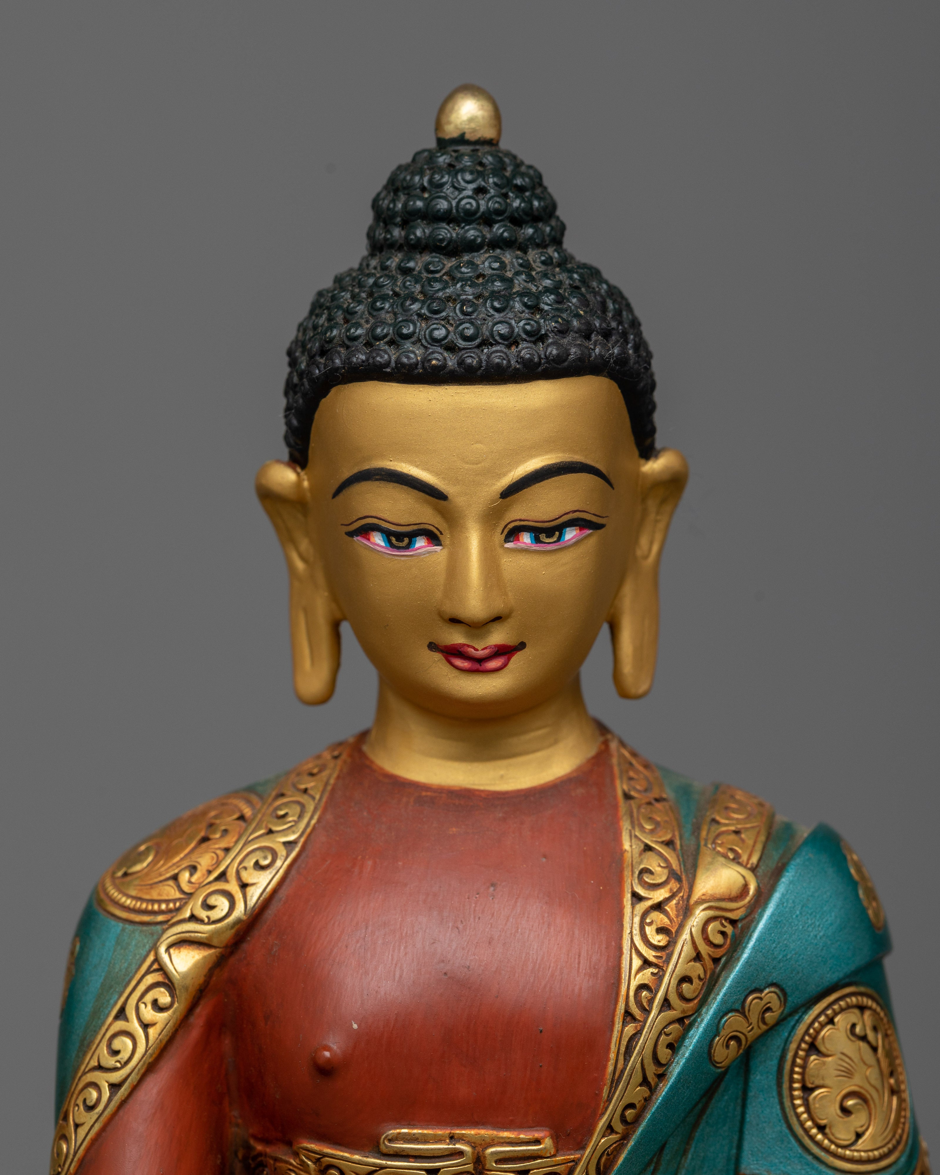 buddha-shakyamuni-on-throne