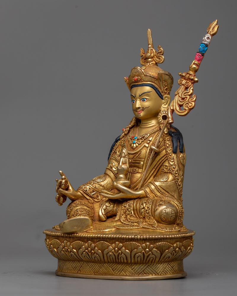 guru-padmasambhava-sculpture