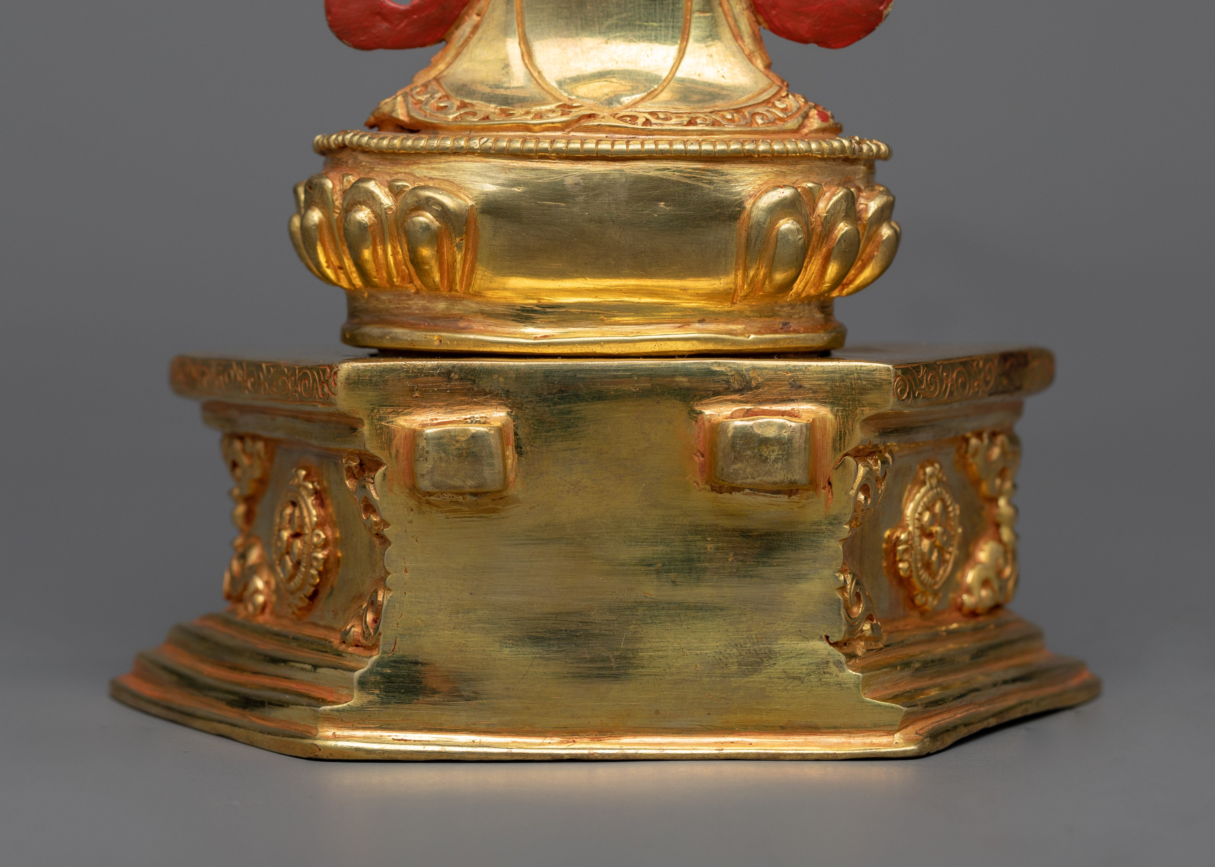 1000-Armed Lokeshvara Gold-Gilded Sculpture | Infinite Compassion