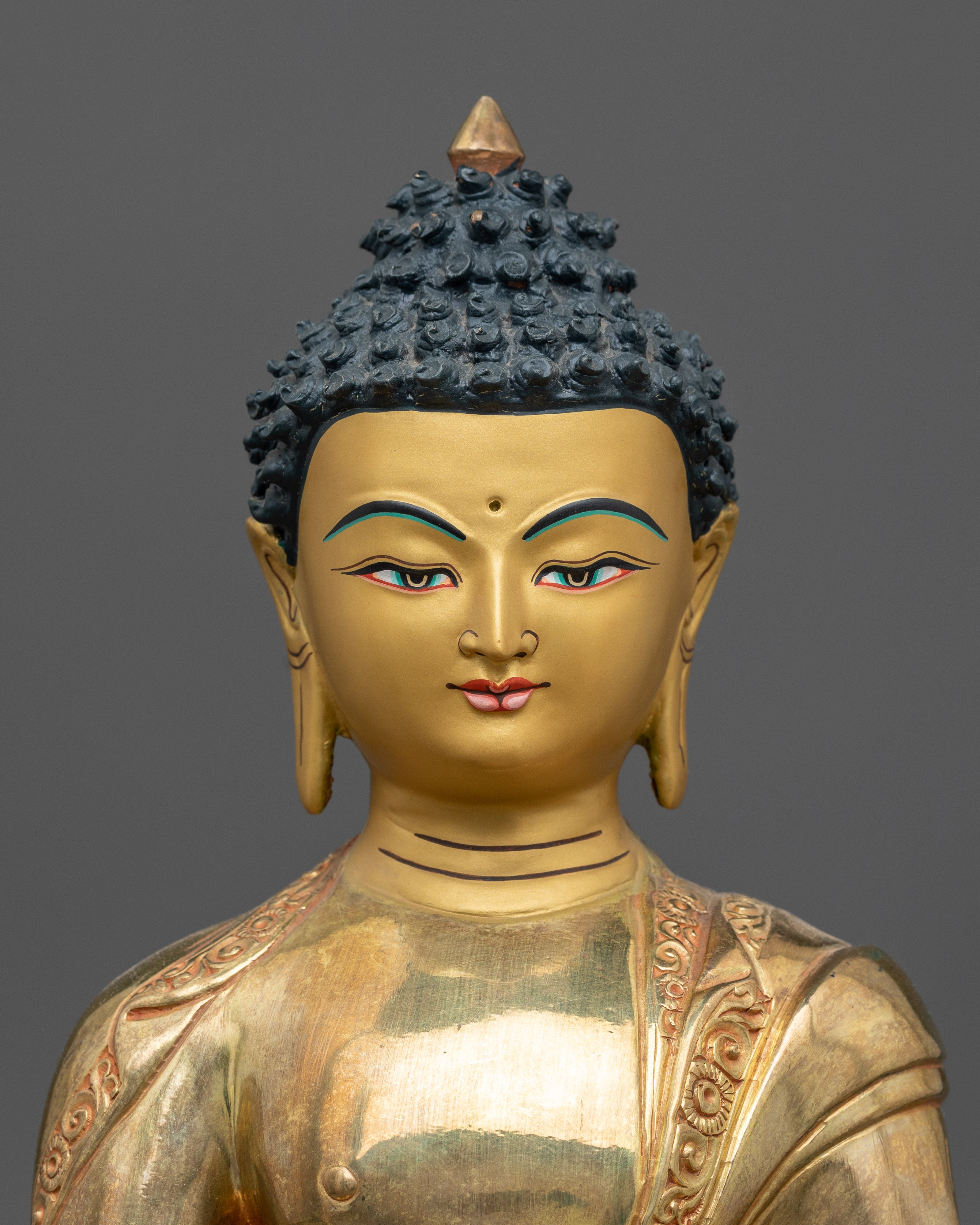 shakyamuni-buddha shrine sculpture