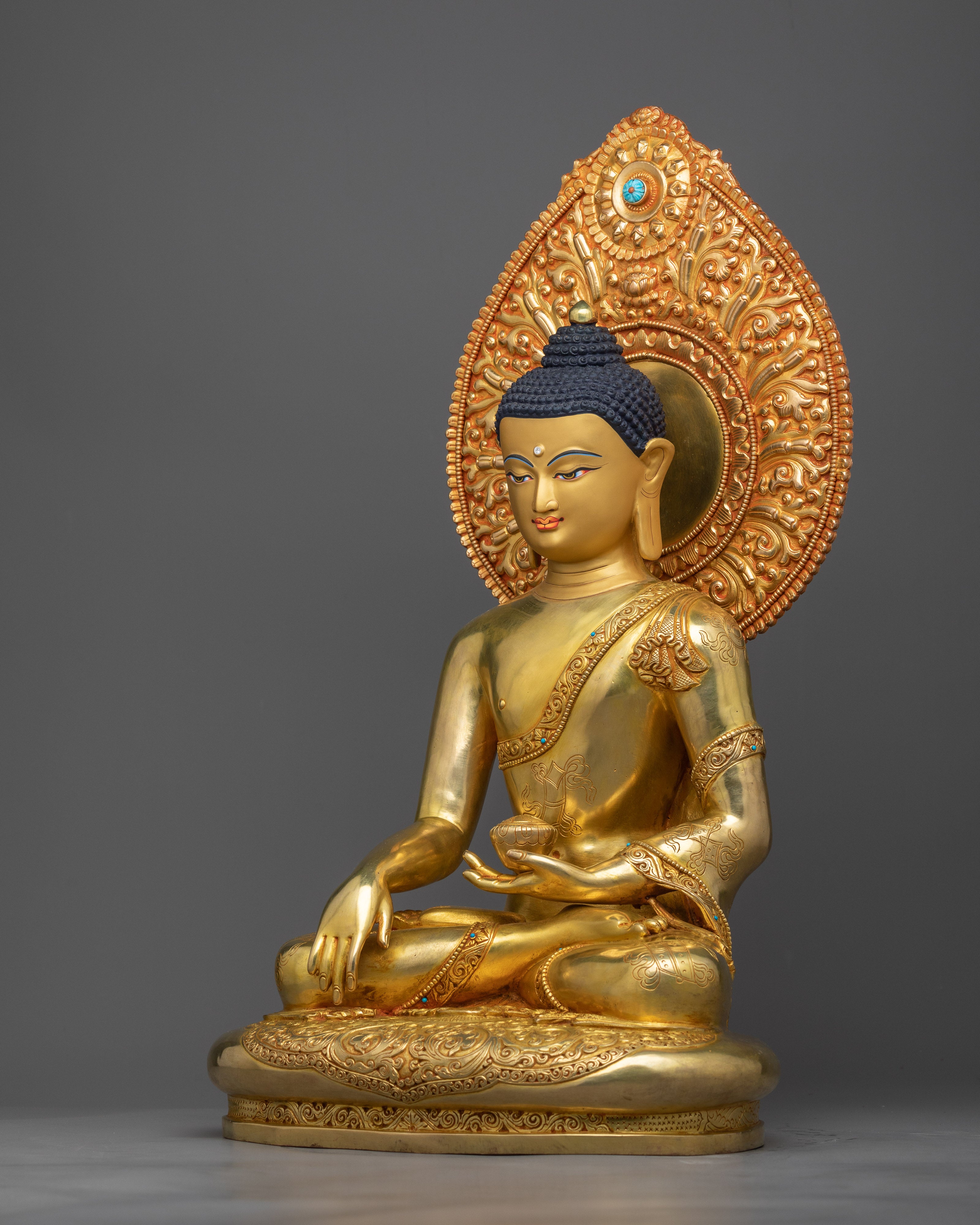 copper shakyamuni-buddha-sculpture