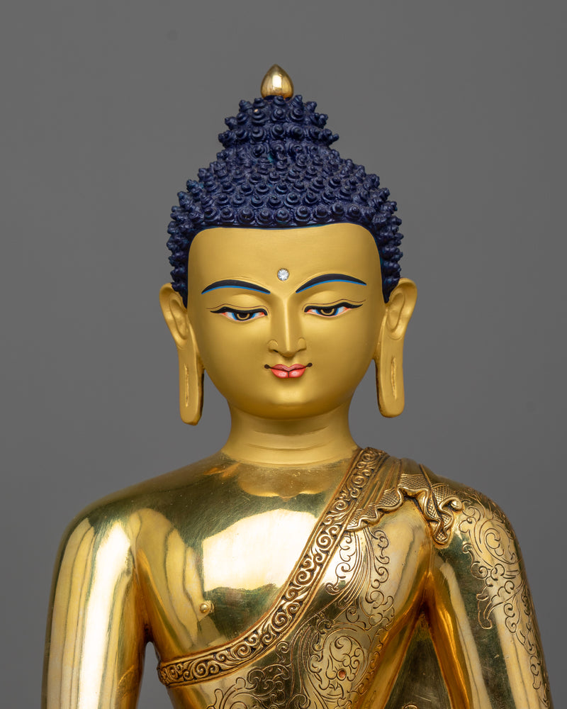serene-shakyamuni-buddha-sculpture