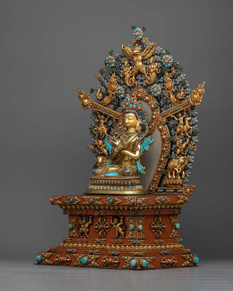 vajradhara-on-grand-throne