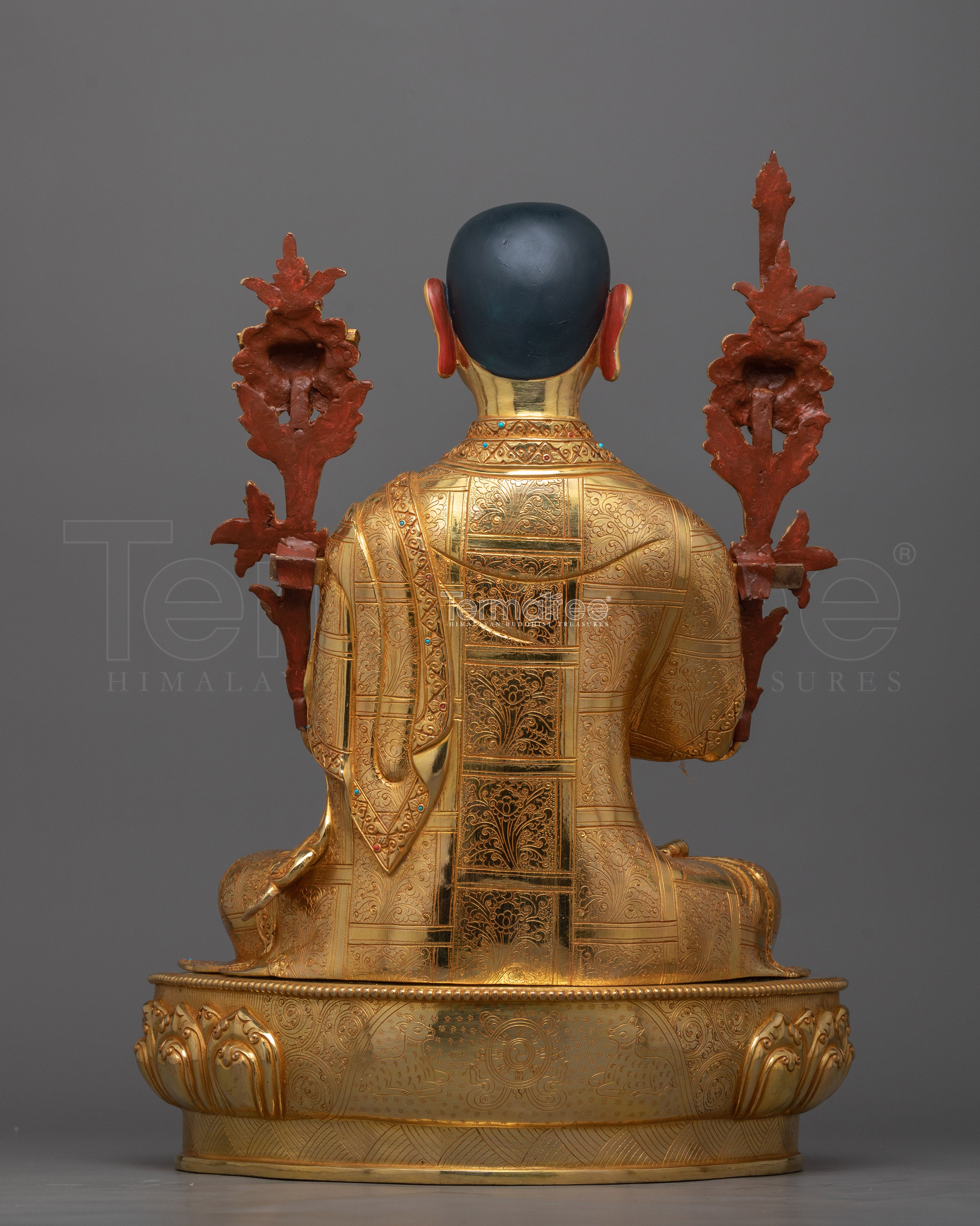 The Enlightened Je Lama Tsongkhapa Statue | Inspiring Serenity and Wisdom