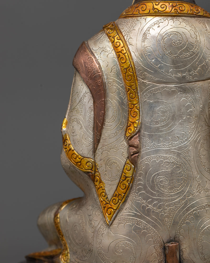 Peaceful Shakyamuni Buddha Statue | Essence of Serenity and Enlightenment