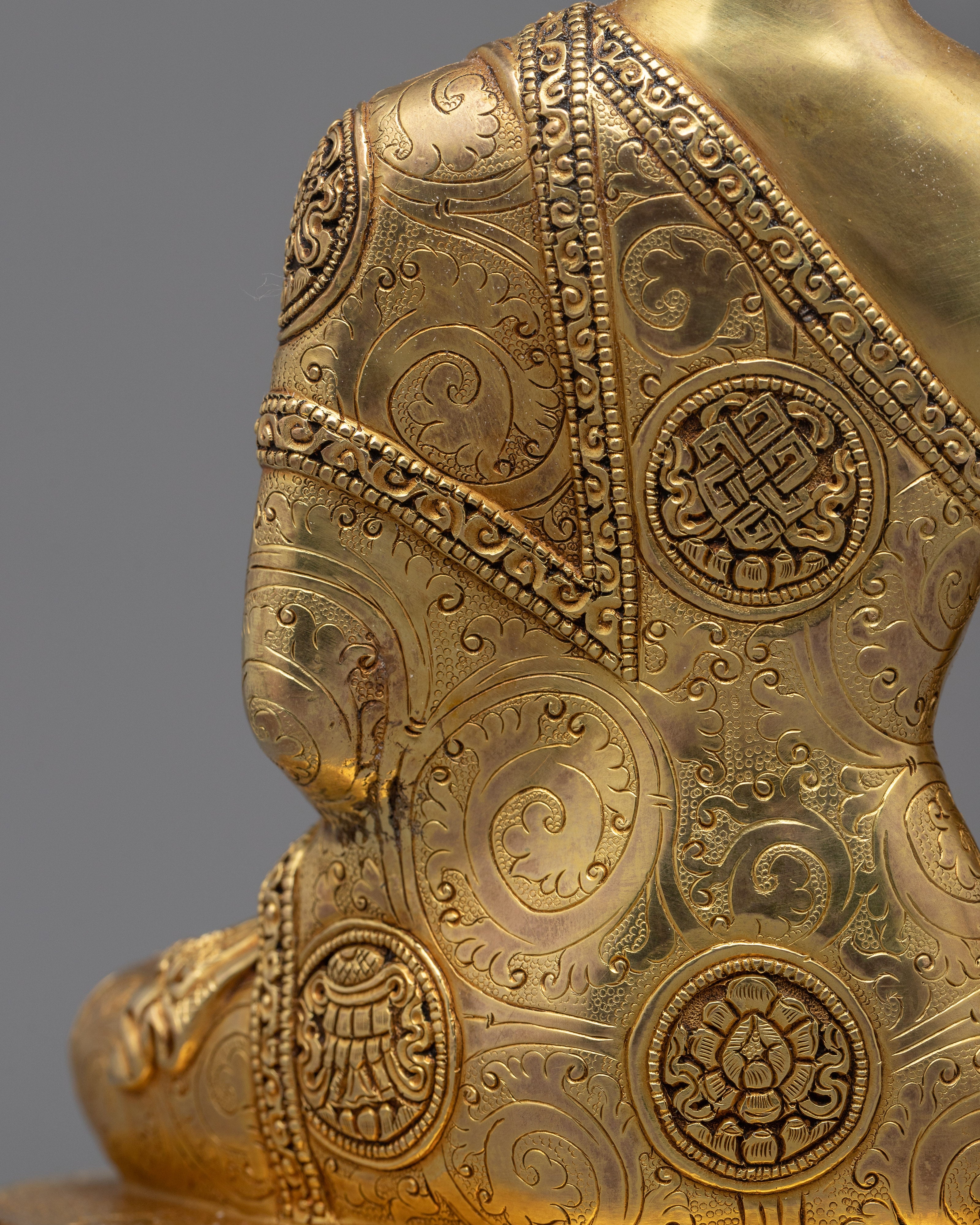 Buddhah Shakyamuni Figurine | Icon of Spiritual Wisdom