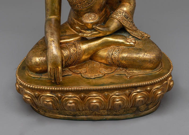 Shakyamuni Buddhah Antique Figurine | Embodying Timeless Wisdom