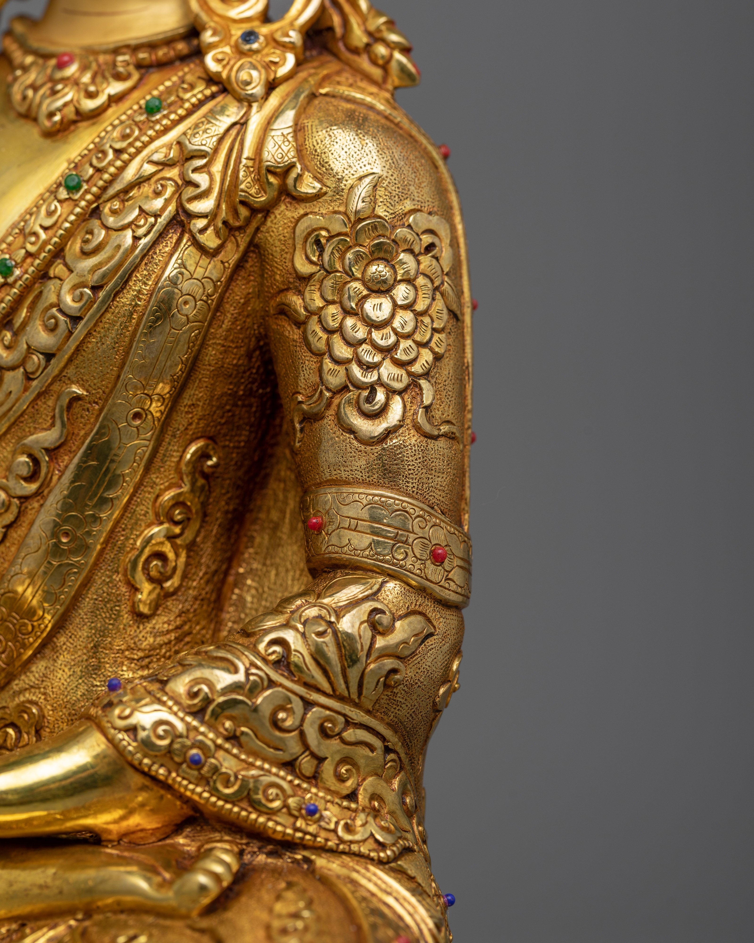 Crown Shakyamuni Buddha Gold Gilded Statue | Radiate Divine Enlightenment