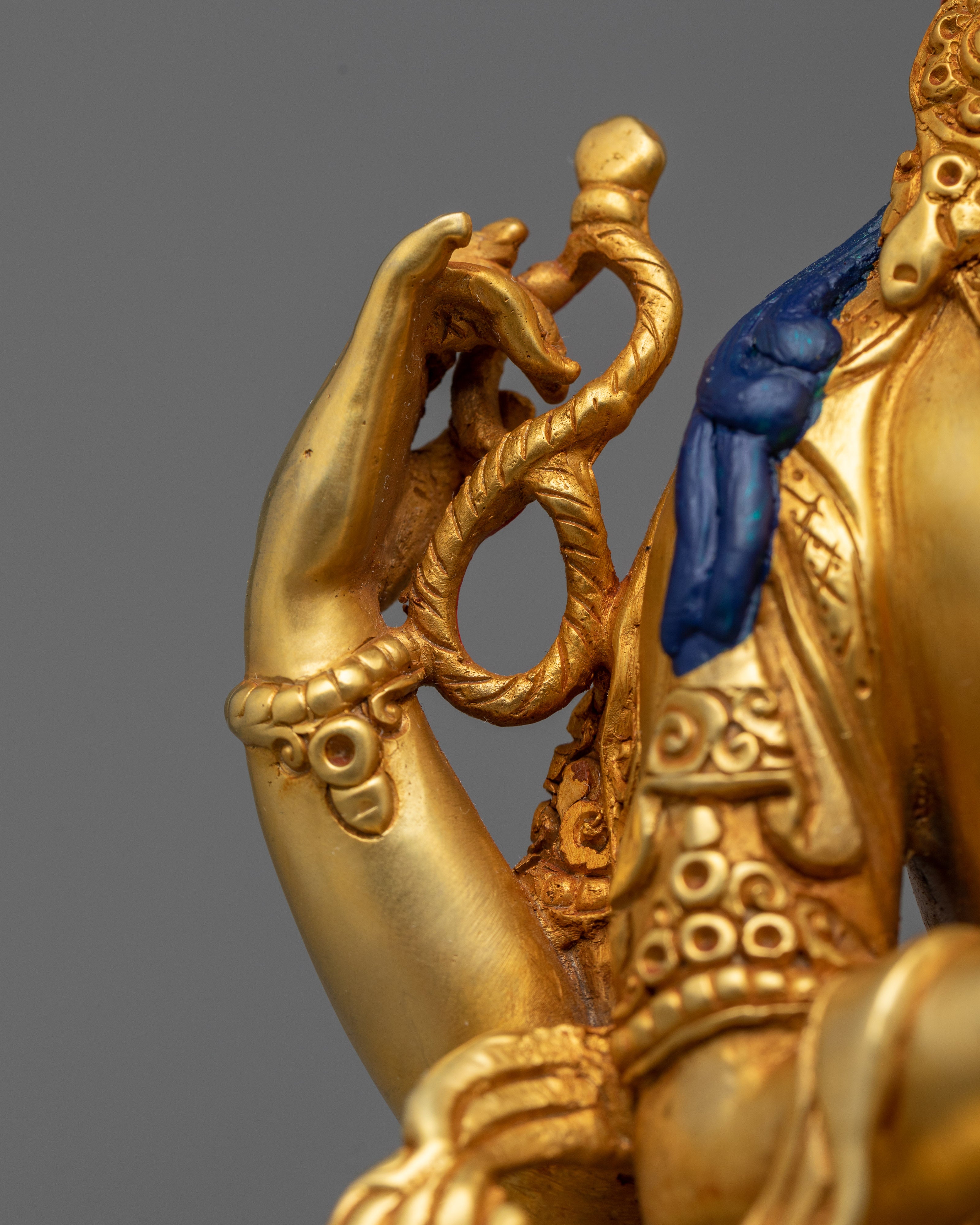 Gold Gilded Chenrezig Statue | Embrace Compassionate Enlightenment