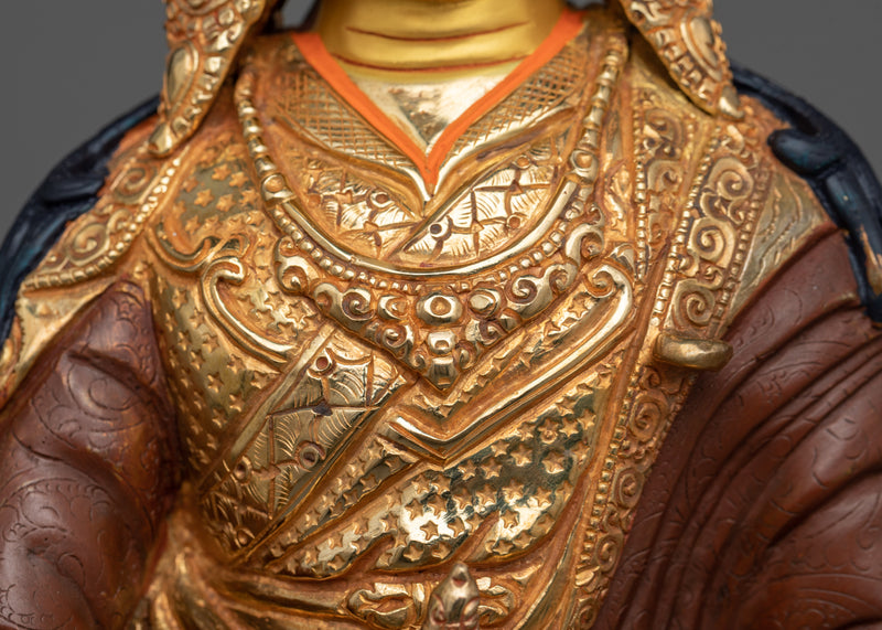 Guru Rinpoche Oxidized Statue | Embrace Divine Wisdom