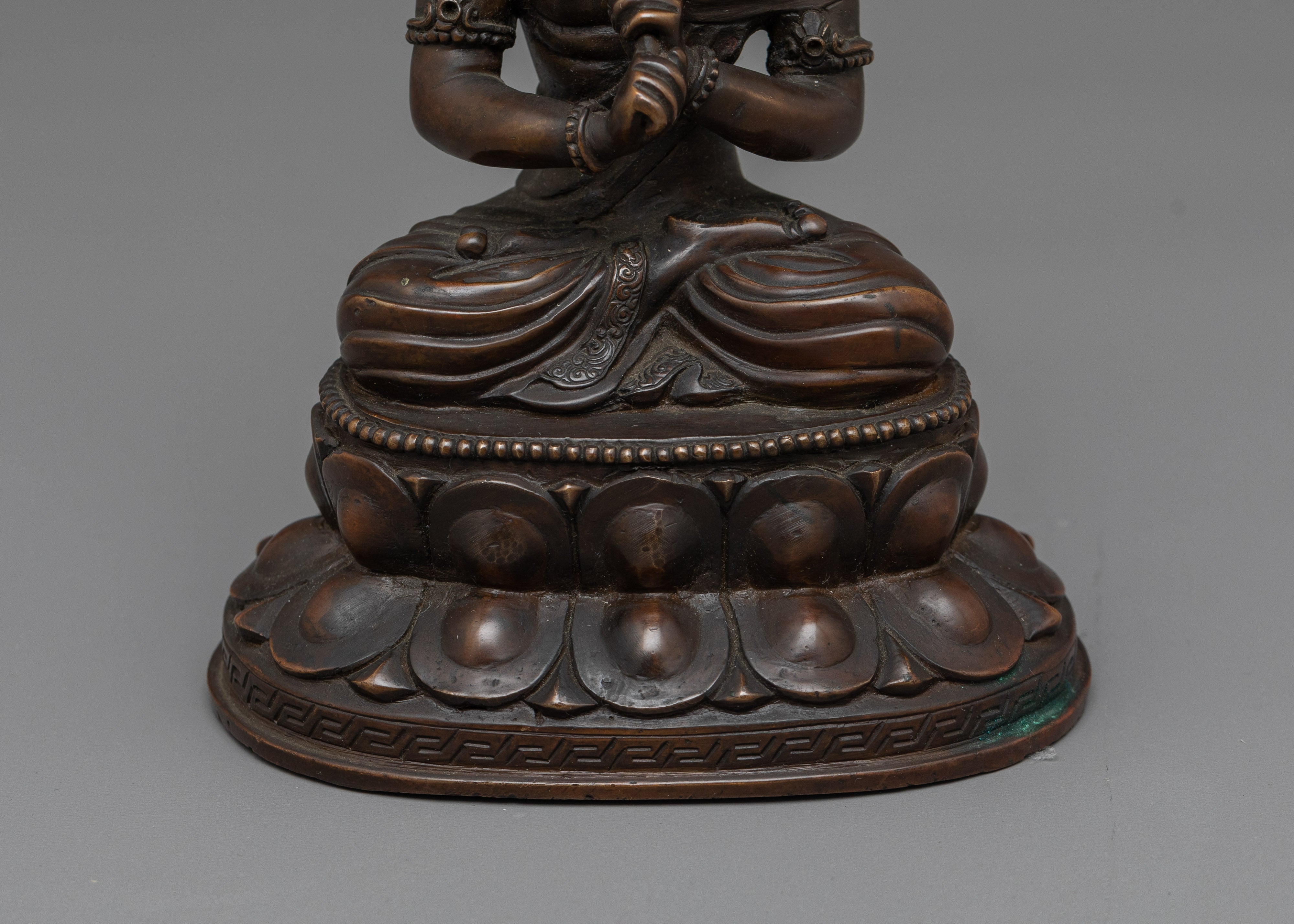 Chinese Buddha Statue | Serene Symbol of Tranquility