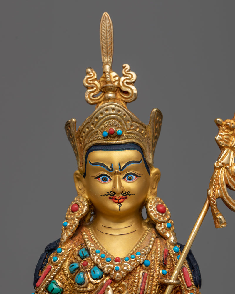 guru-rinpoche-gilt sculpture