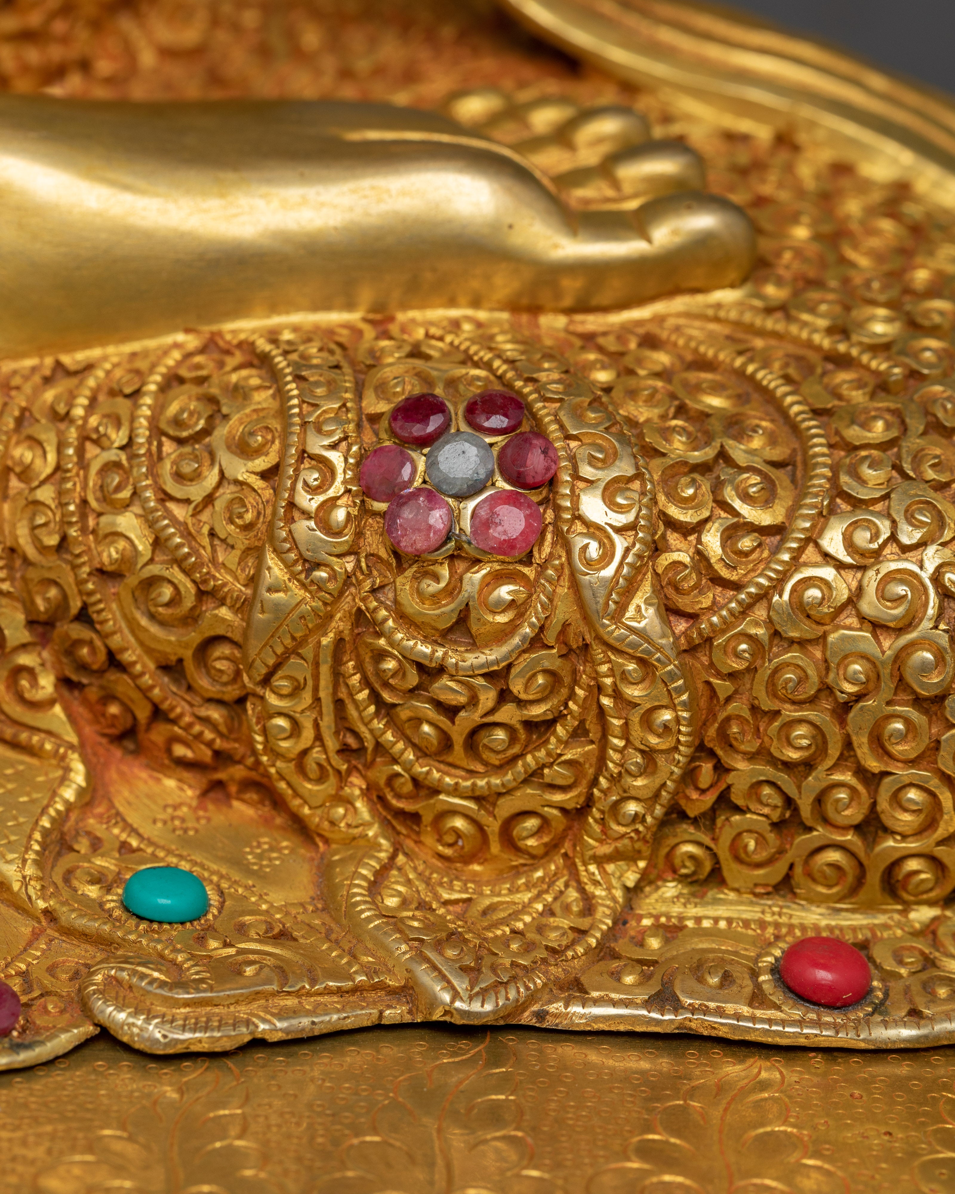 24K Gold Gilded Chenrezig For The Shrine | Compassionate Deity Avalokiteshvara