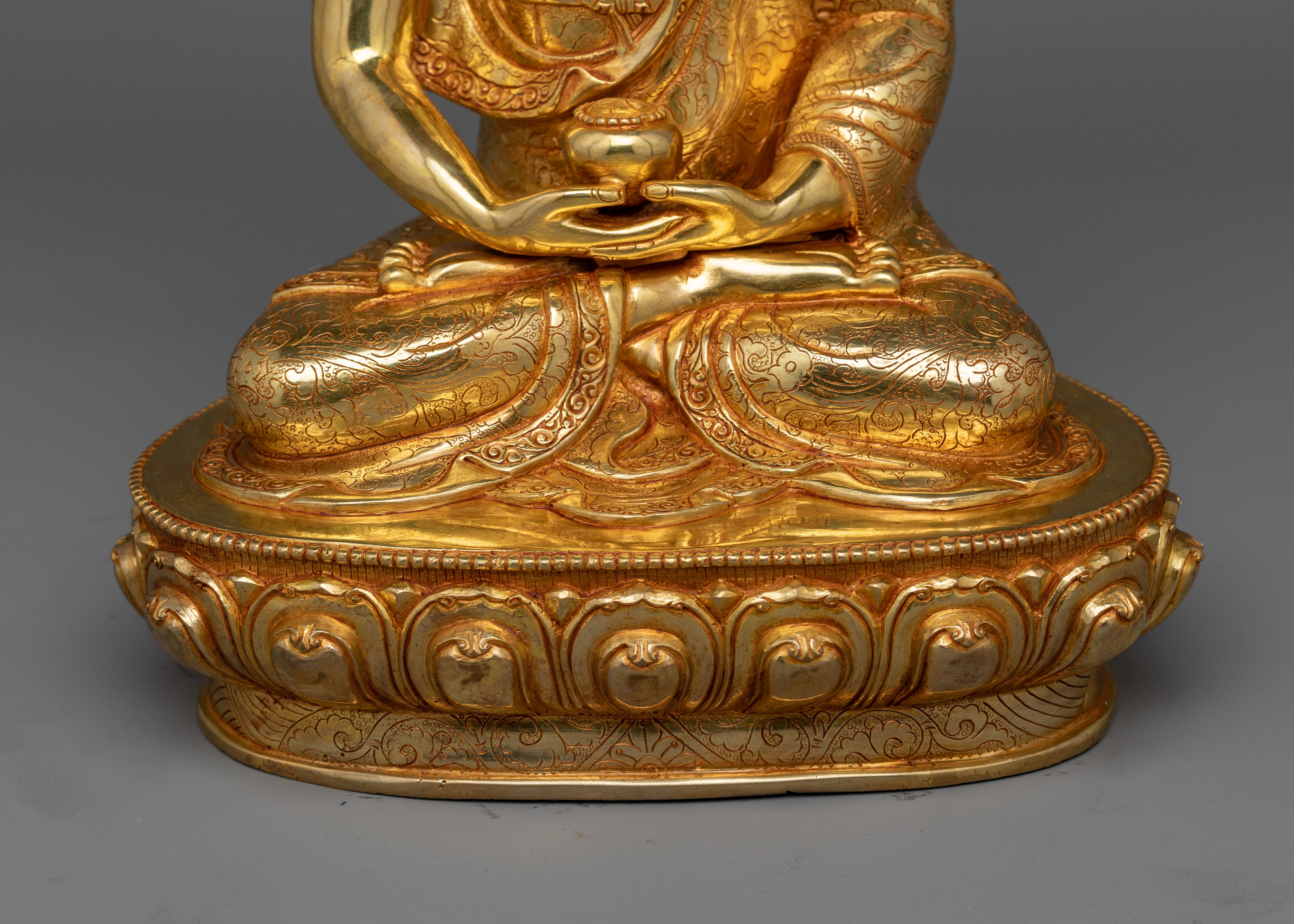 24K Gold Gilded Amitabha Buddha Figurine For The Shrine | The Buddha of Infinite Light