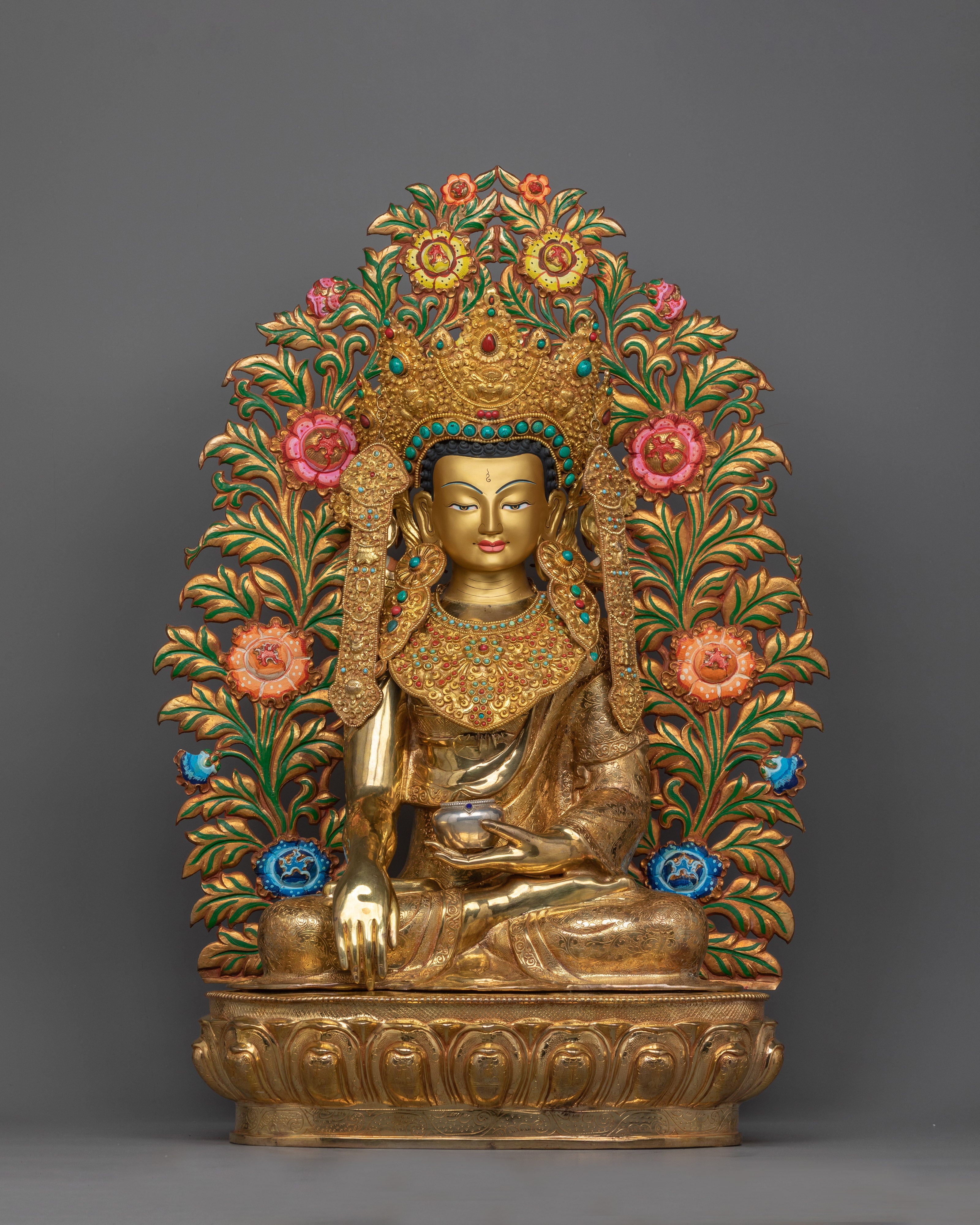 crown-shakyamuni-buddhah-gold-gilded
