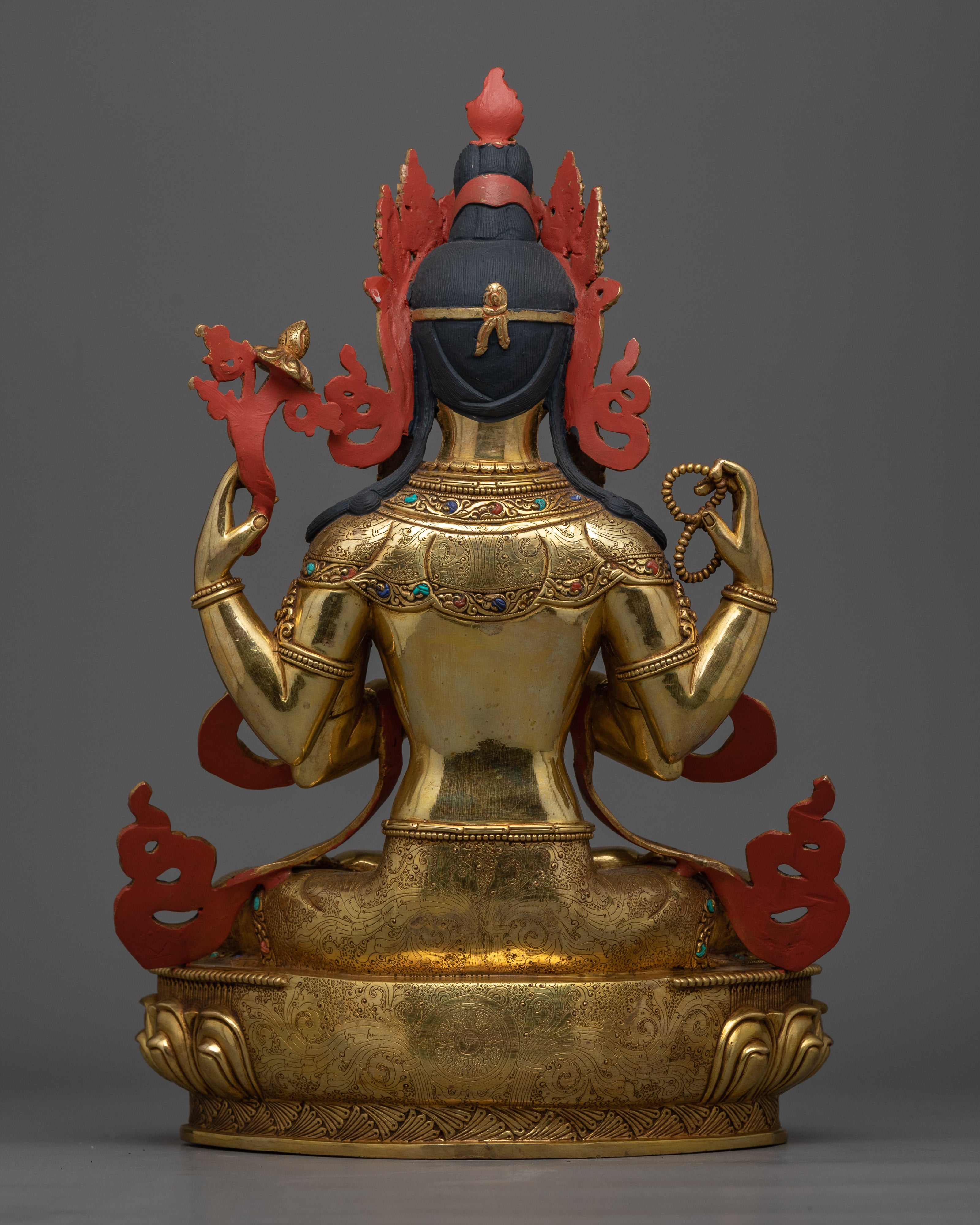 Serene Chenrezig Gold-Gilded Statue | Embodiment of Compassion