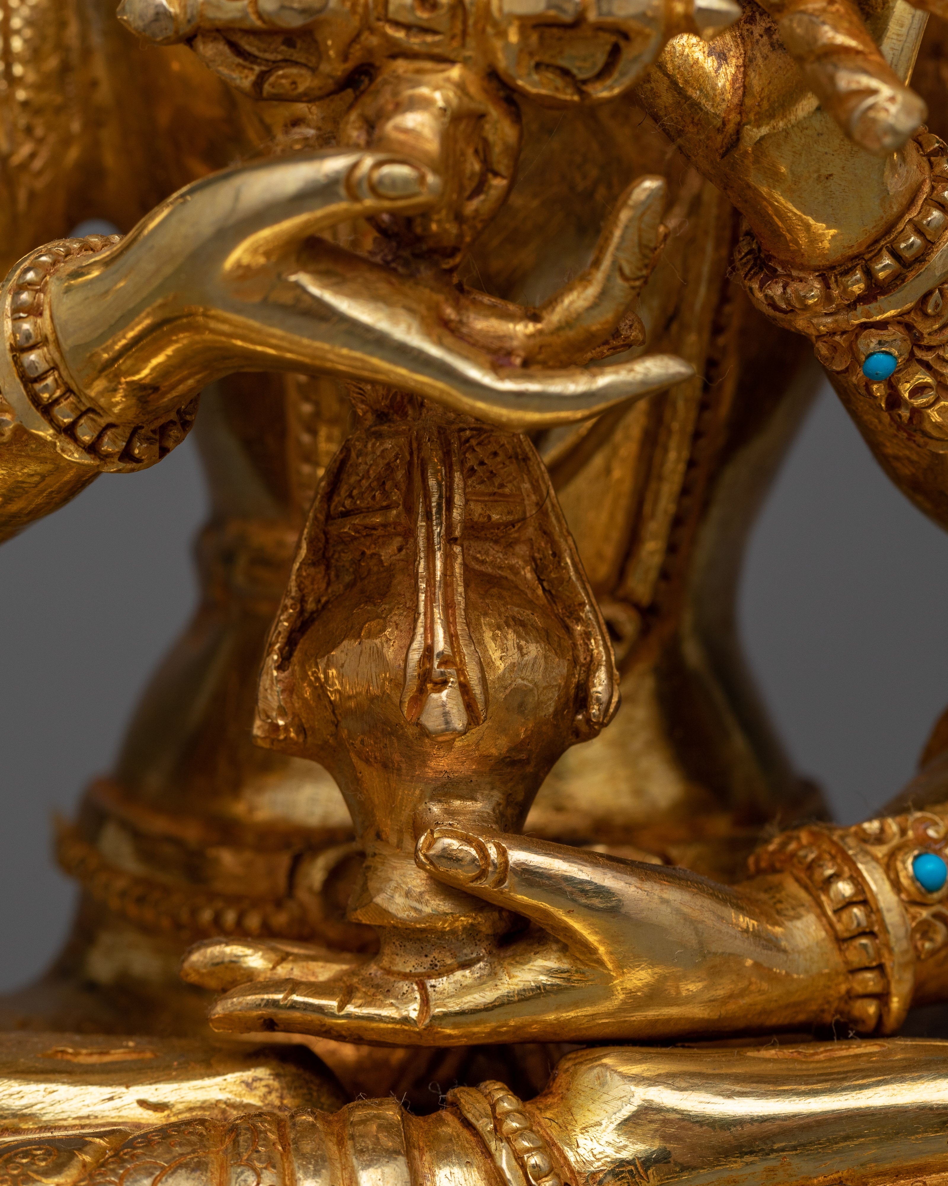 Six-Arms Goddess Namgyalma Statue | Embodiment of Healing and Longevit