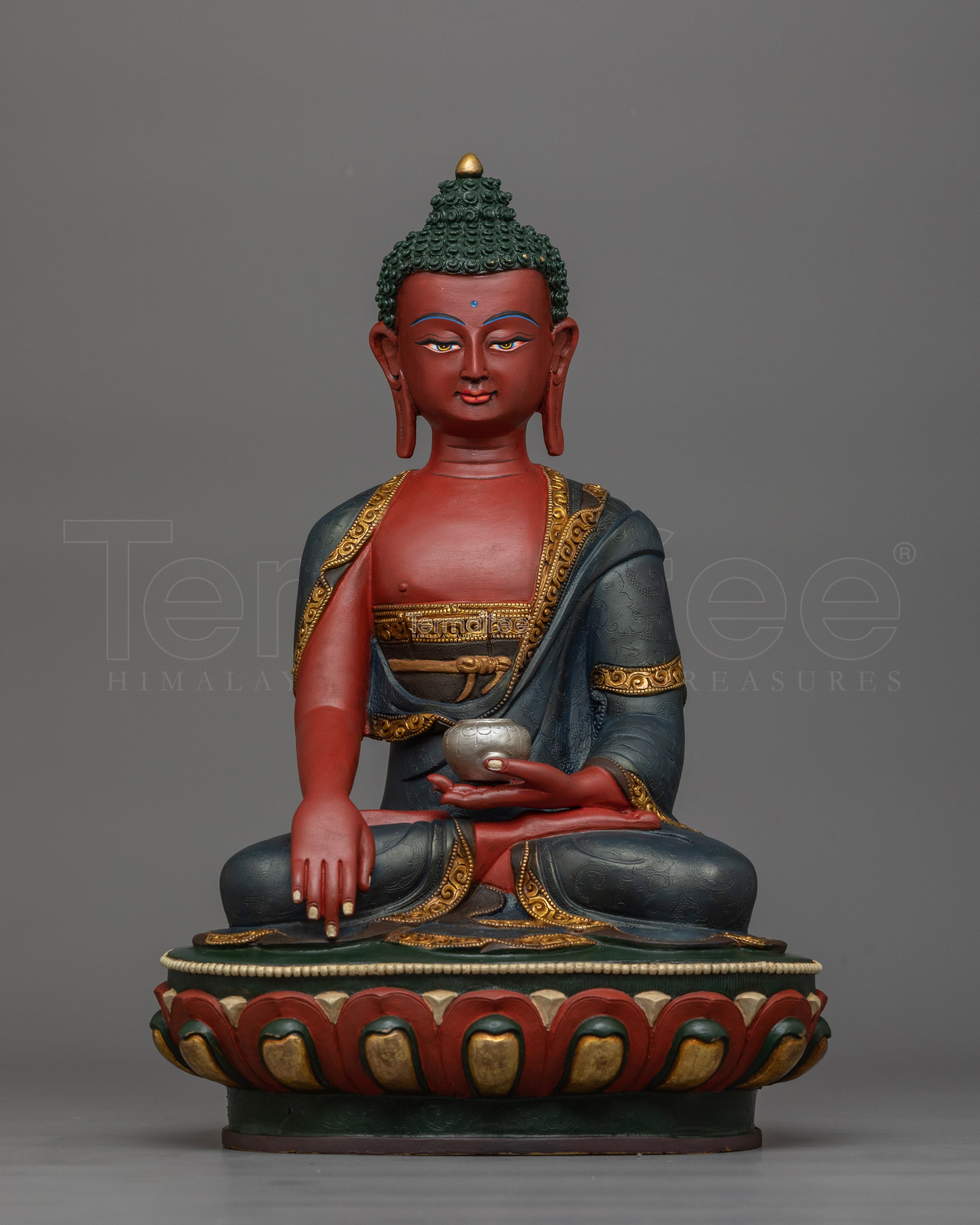 Colored Shakyamuni Buddha Statue | A Vivid Embodiment of Enlightenment